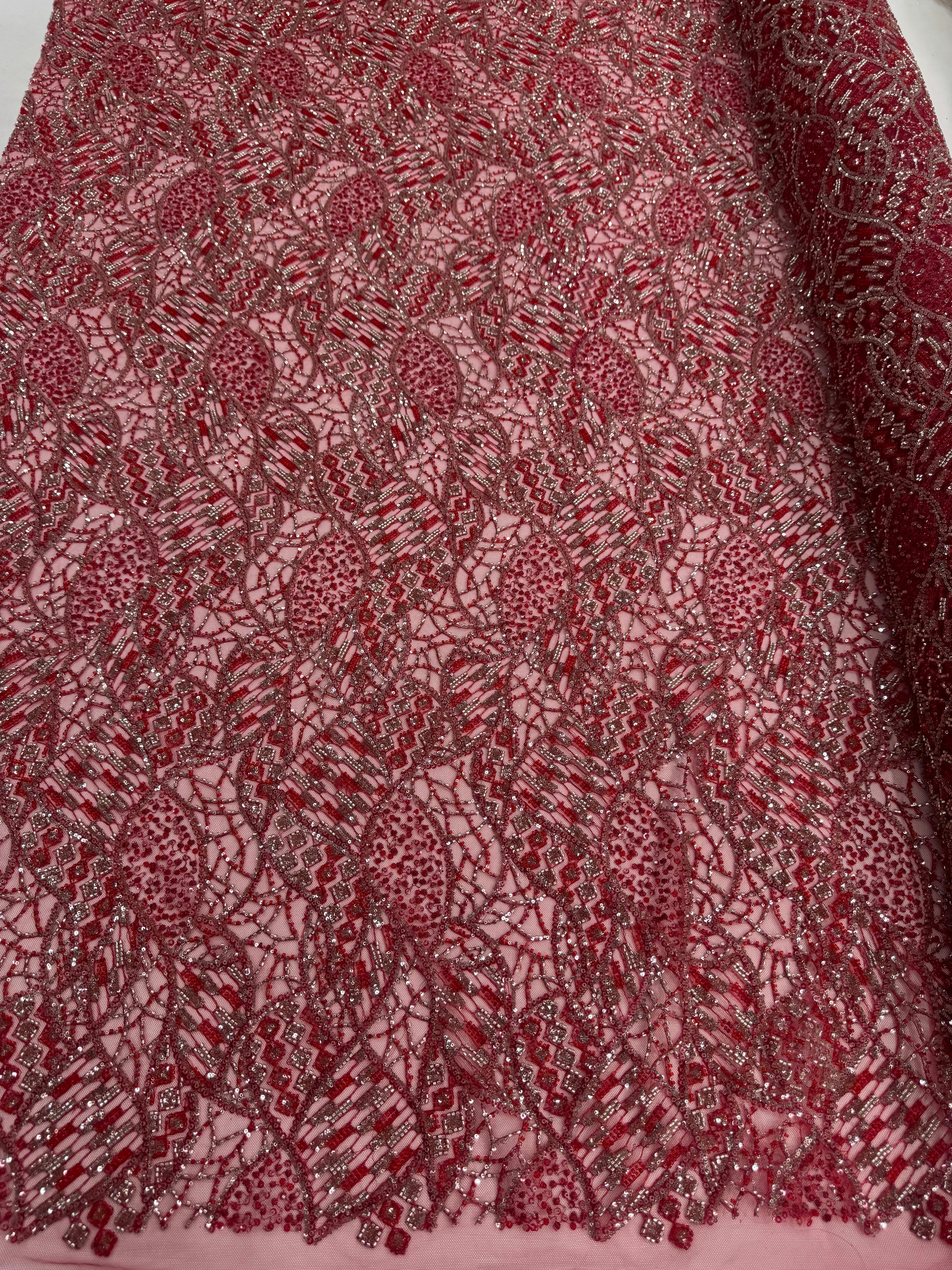 Broderie luxoasa Art Deco rosu rubin cu margele si paiete – material premium pentru rochii de gala