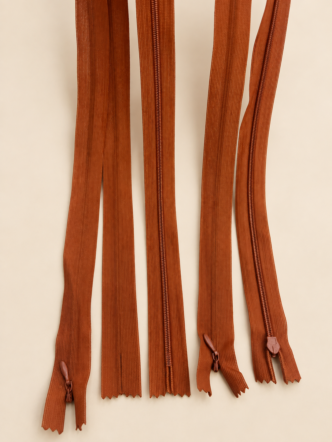 Set 50 fermoare ascunse 60cm,plastic rezistent,tip 3