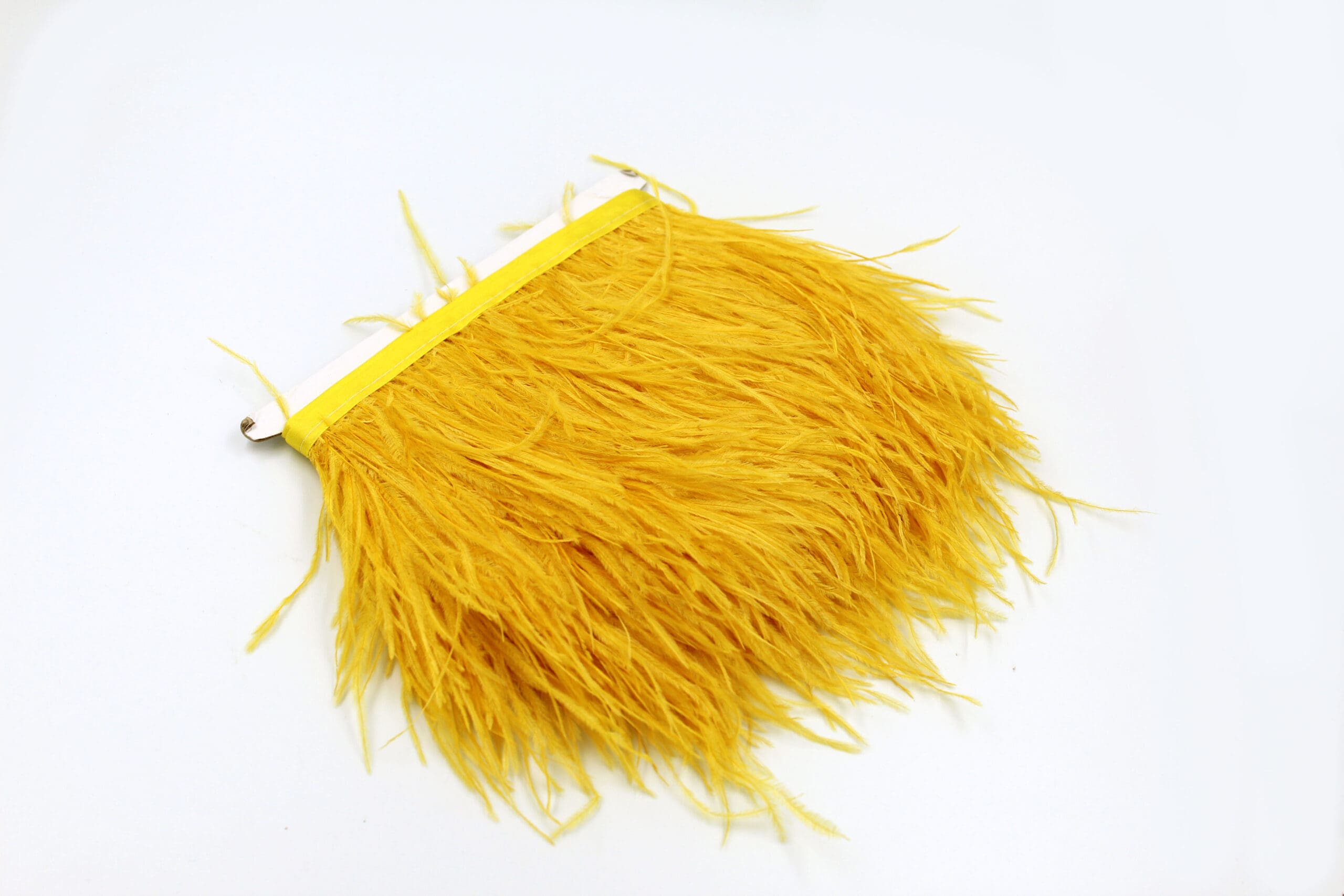 Pene de Strut Decorative pentru Rochii si Accesorii – 10 Metri/Rola