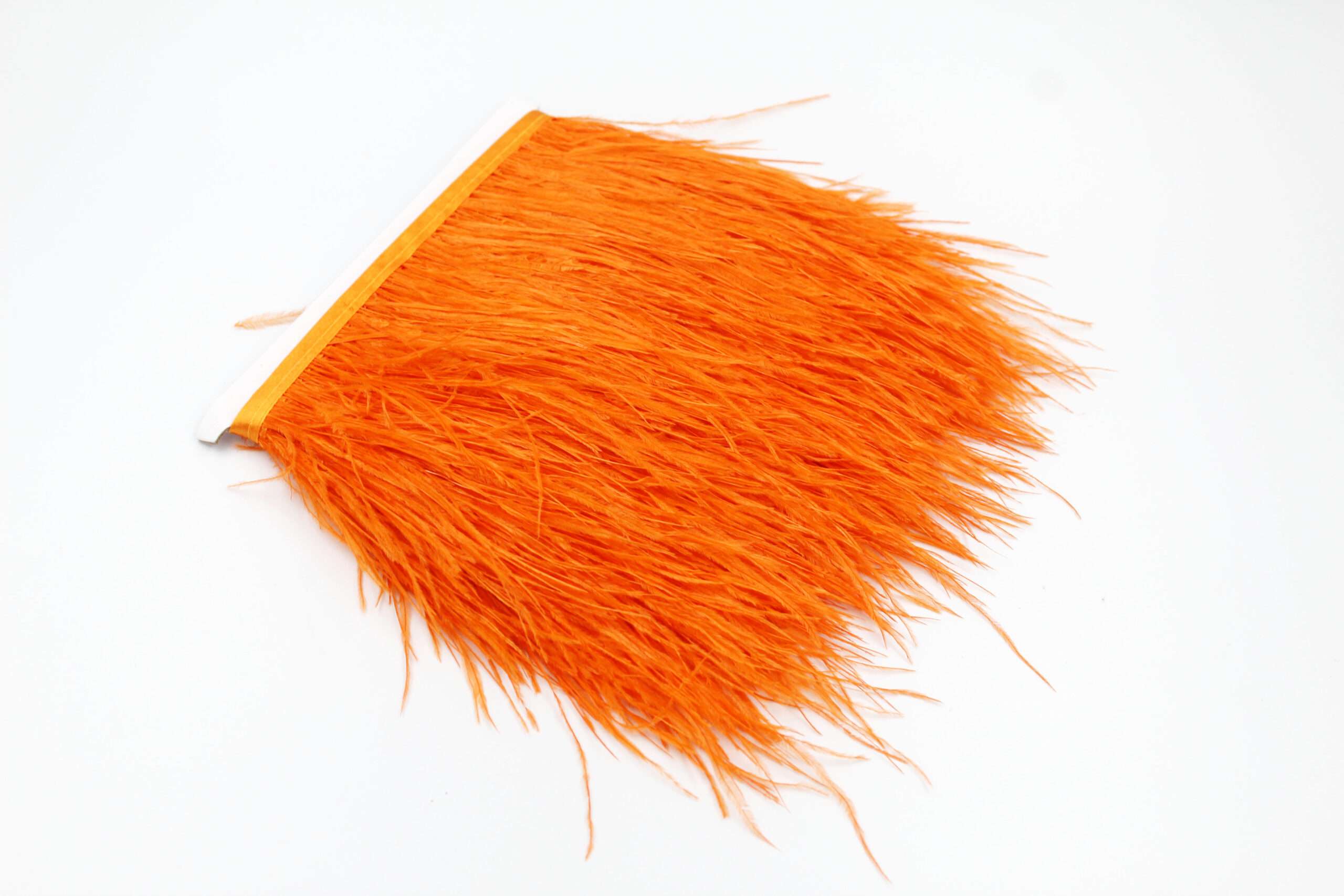 Pene de Strut Decorative pentru Rochii si Accesorii – 10 Metri/Rola