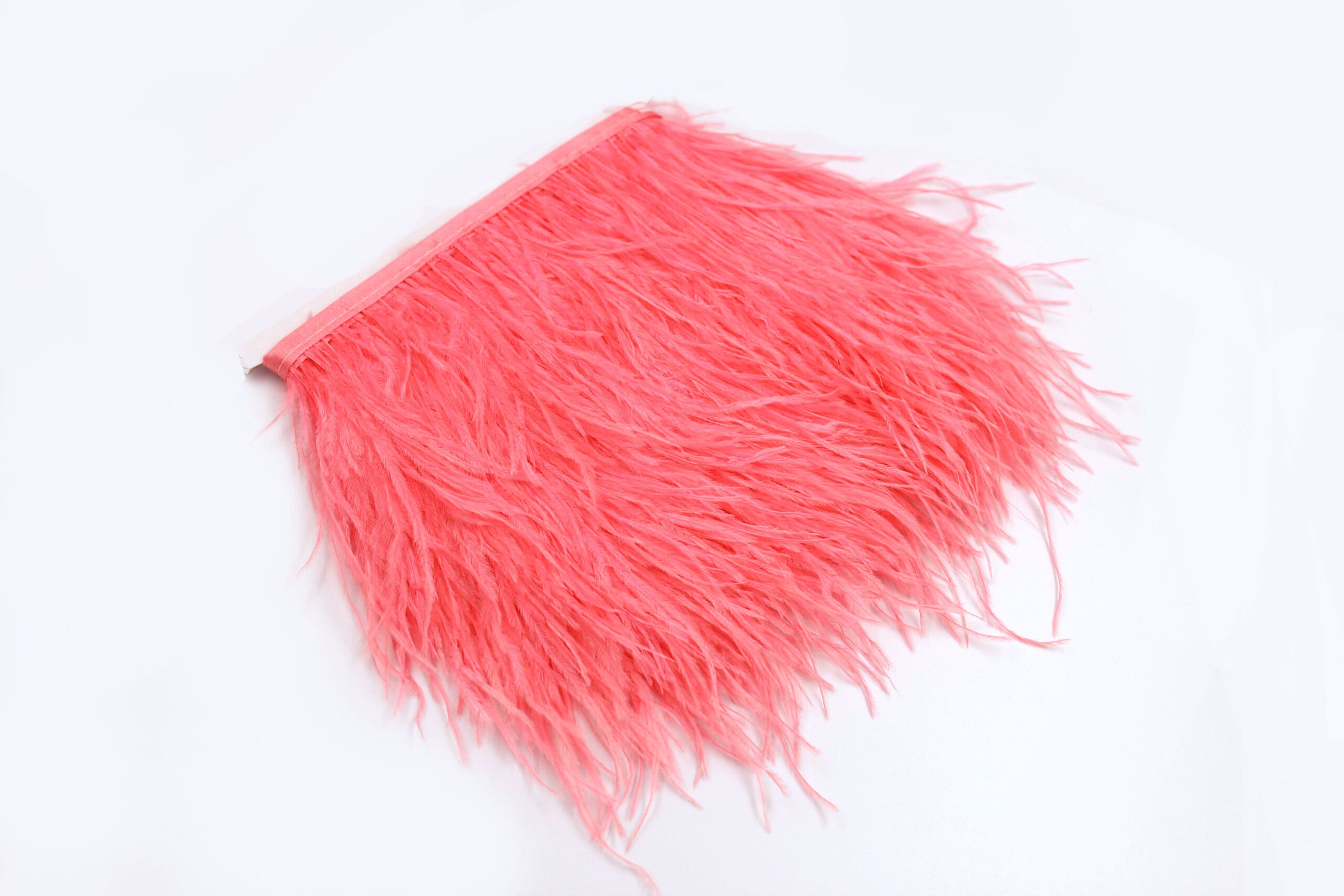 Pene de Strut Decorative pentru Rochii si Accesorii – 10 Metri/Rola