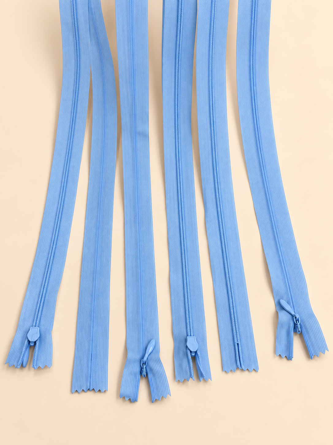 Set 50 fermoare ascunse 60cm,plastic rezistent,tip 3