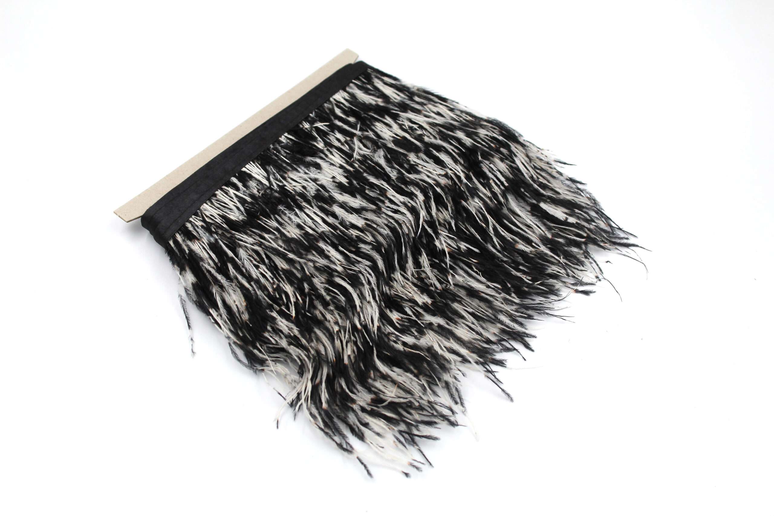 Pene de Strut Decorative pentru Rochii si Accesorii – 10 Metri/Rola