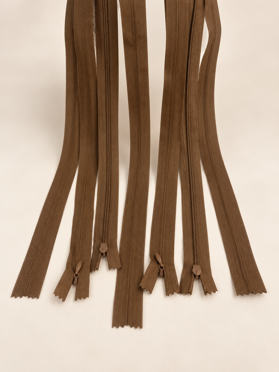 Set 50 fermoare ascunse 60cm,plastic rezistent,tip 3
