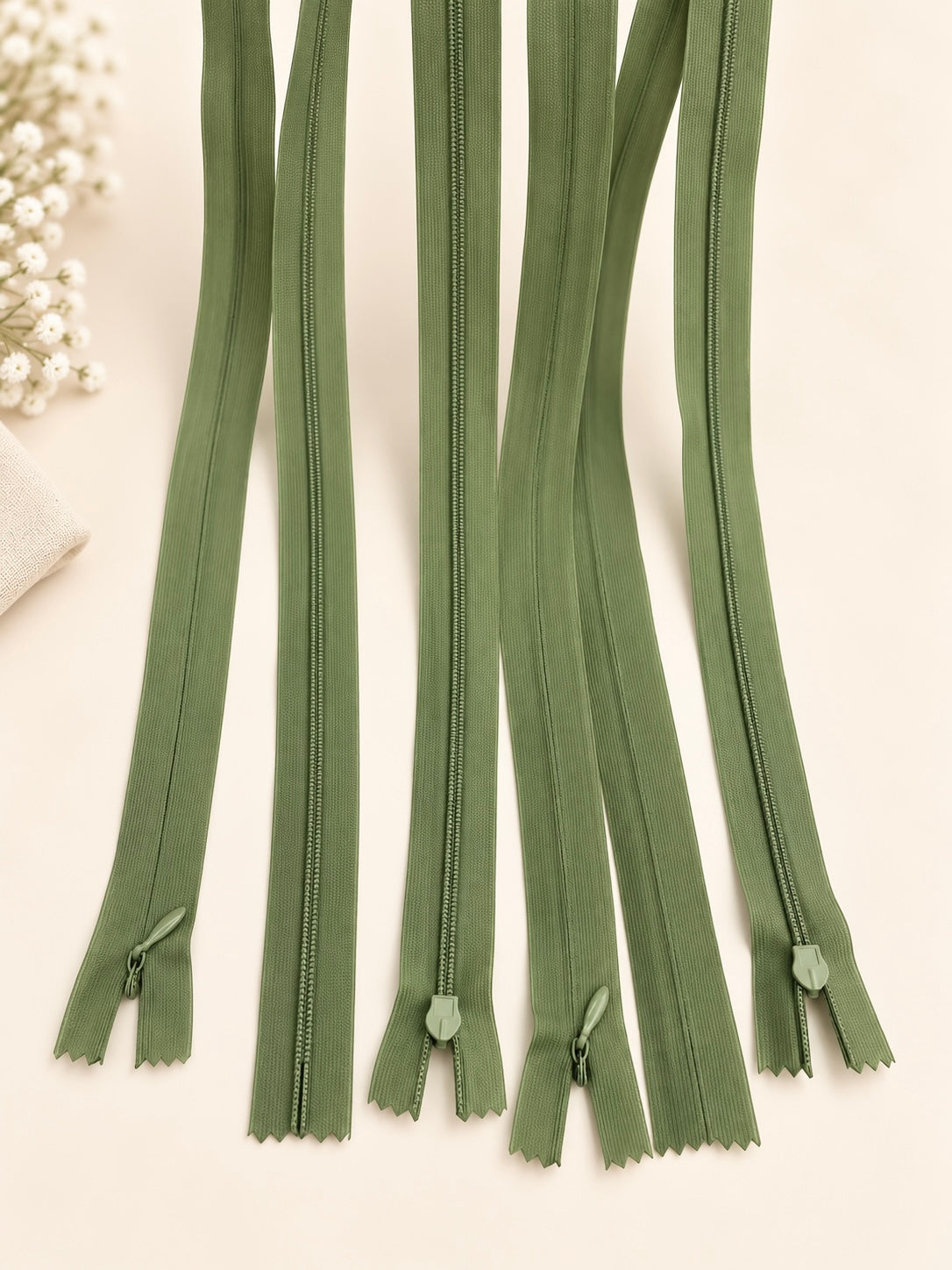 Set 50 fermoare ascunse 60cm,plastic rezistent,tip 3