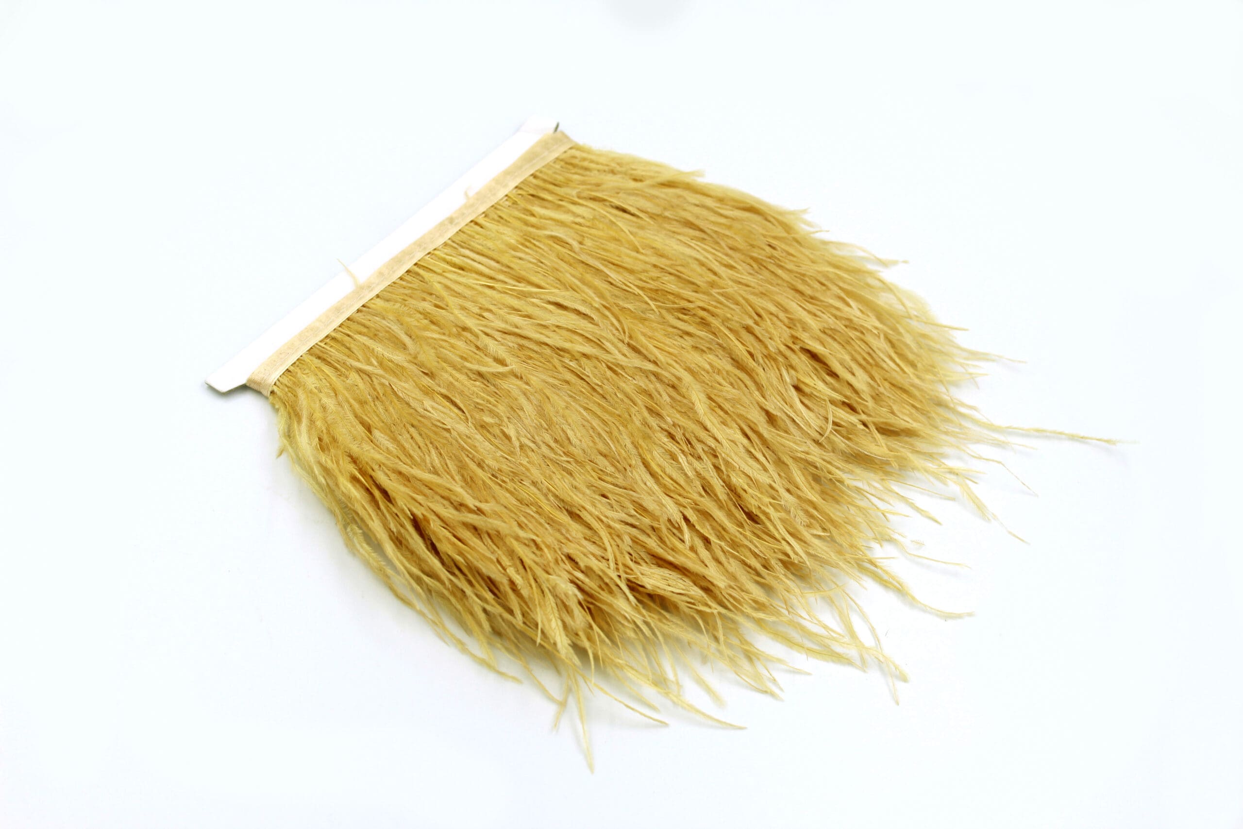 Pene de Strut Decorative pentru Rochii si Accesorii – 10 Metri/Rola