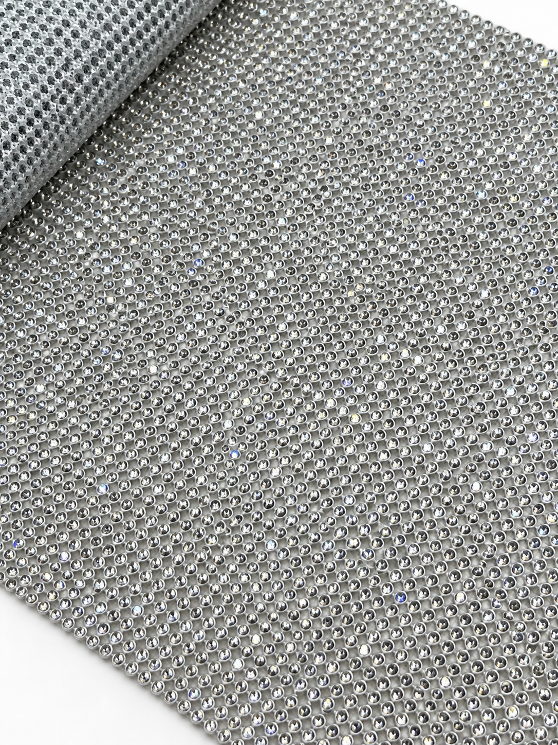 Folie Strasuri Termoadezive Sticla 45 x 120 cm –  Argintiu