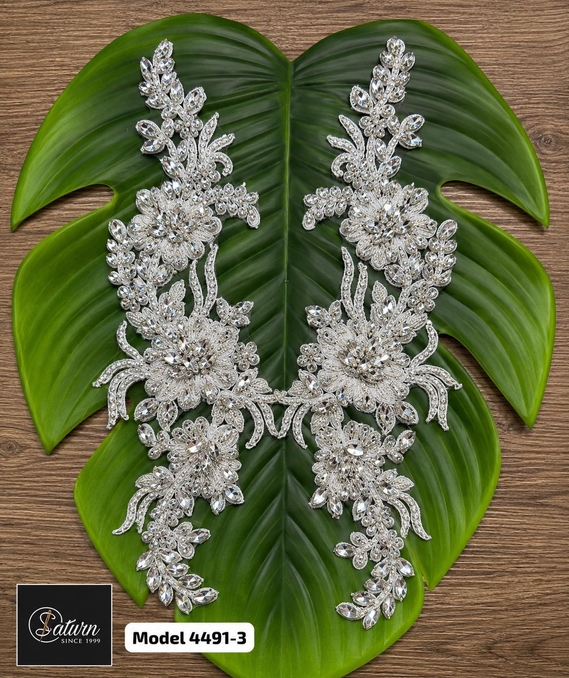 Aplicatie Brodata cu Strasuri pe Tul Model 4491-3 – Ornament Elegant pentru Rochii