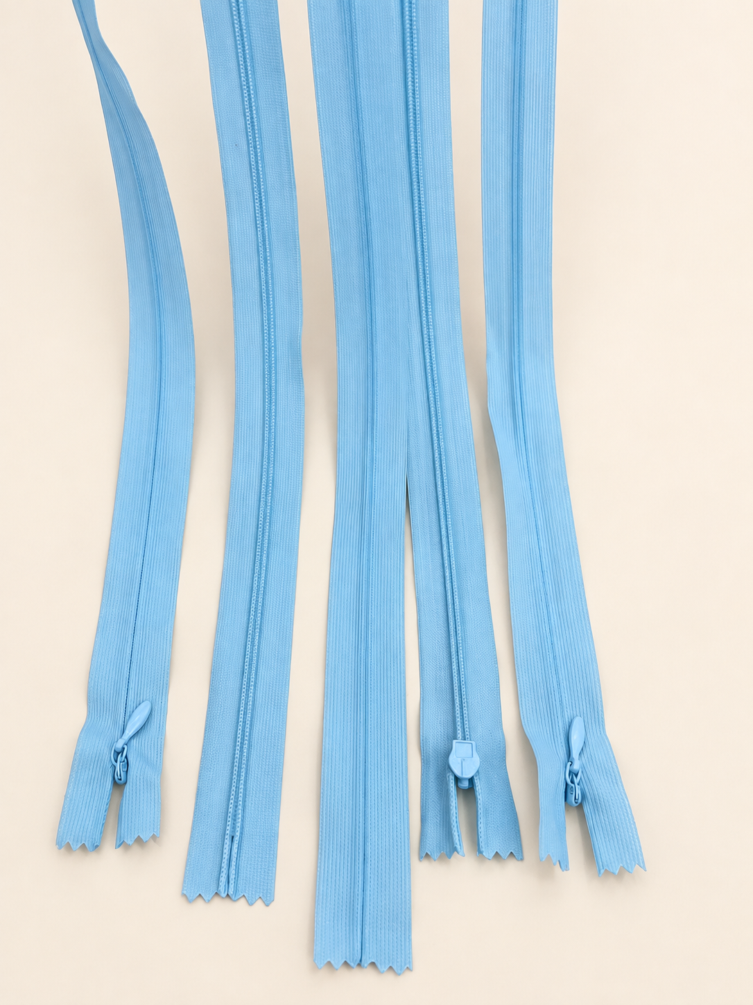 Set 50 fermoare ascunse 60cm,plastic rezistent,tip 3