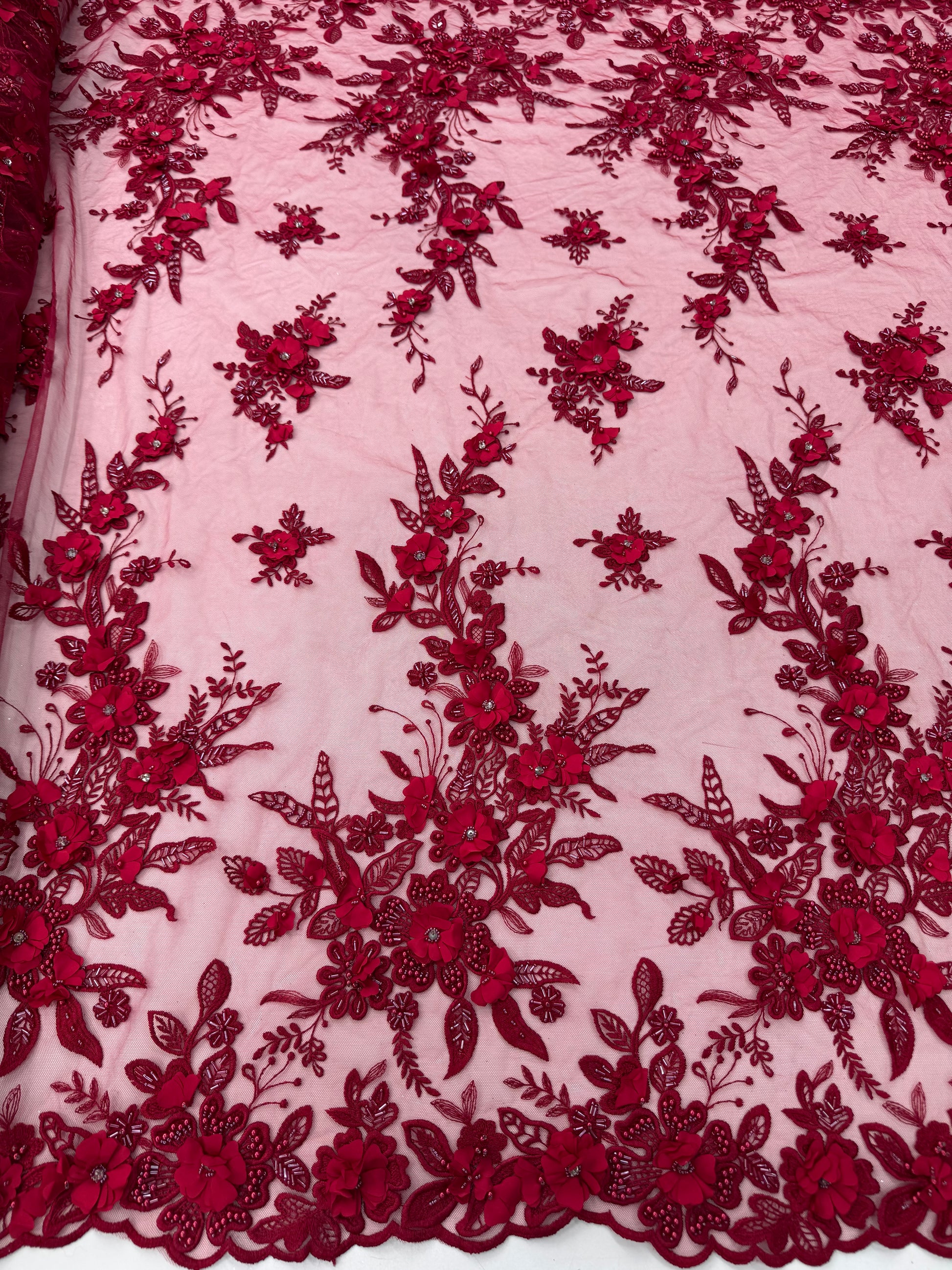 Broderie 3D bordo cu flori aplicate pe tul 140 cm latime - material premium pentru rochii de seara si ocazie