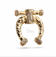 Catarama aurie decorativa  stil potcoava pentru rochii,topuri si alte tinute  – accesoriu elegant cu design modern mercerie saturn 
