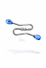 Clips metalic decorativ pentru rochii si bluze – Accesoriu cu pietre albastre si detalii stelute MERCERIE SATURN 