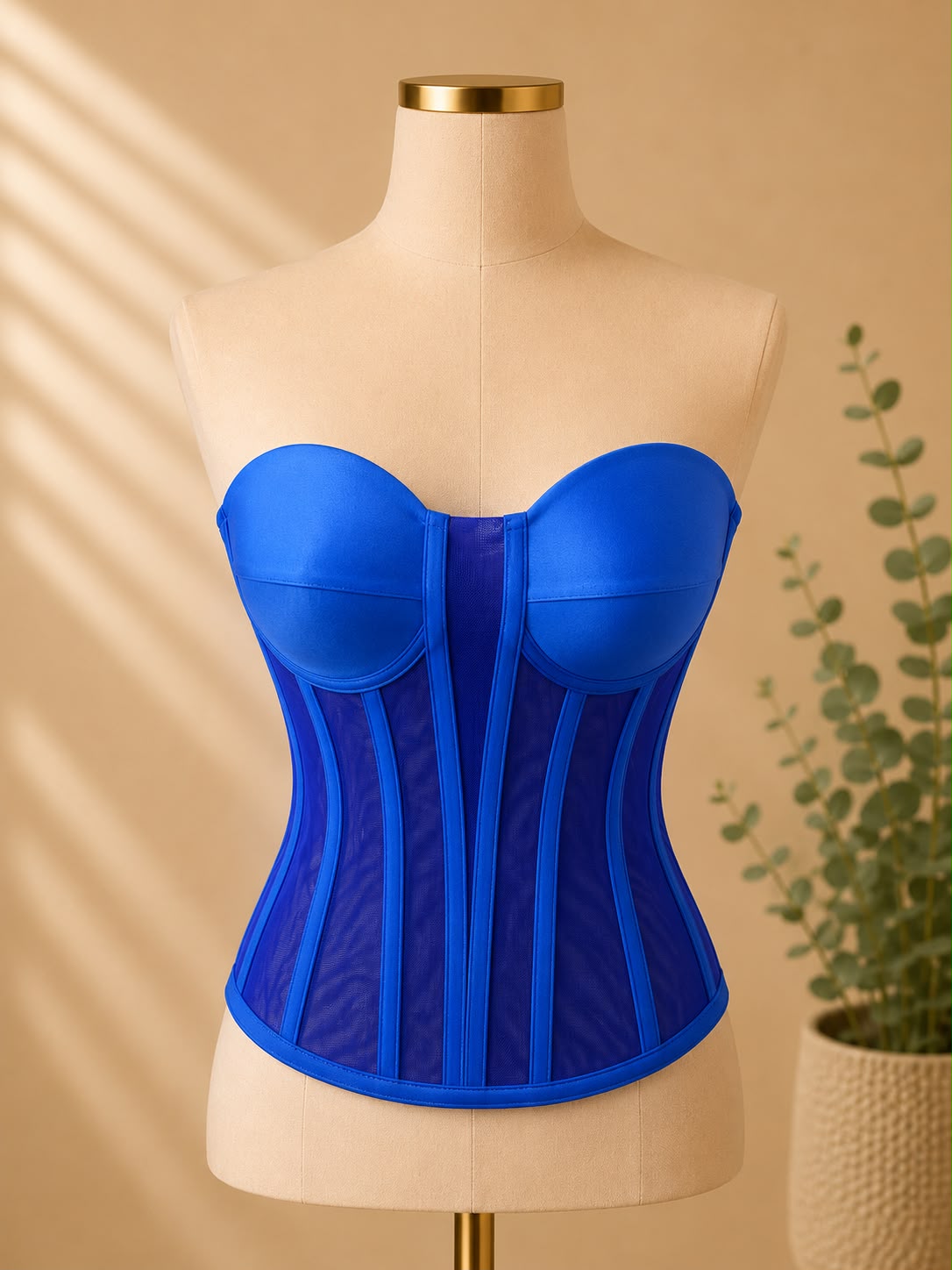 Corset Modelator cu Decupaj Rafinat In Cupe M2