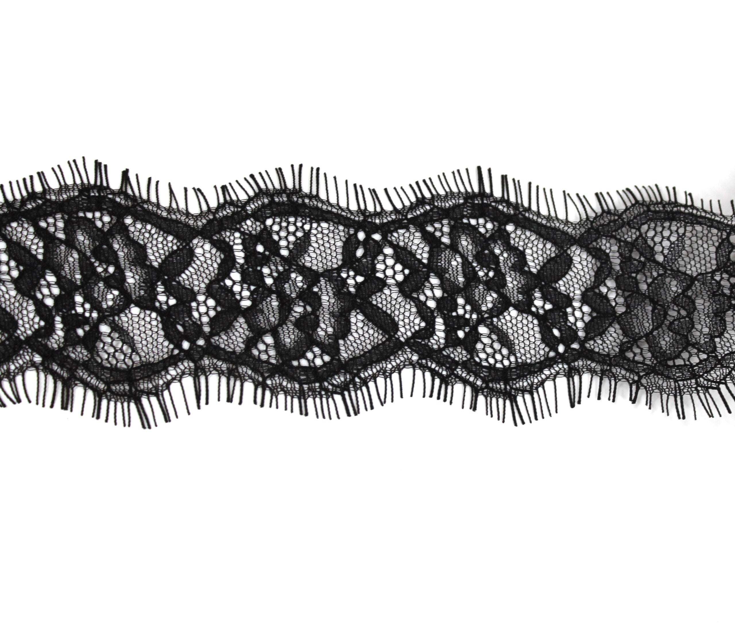 Banda Dantela Chantilly 1 (30 Metri/Pachet)