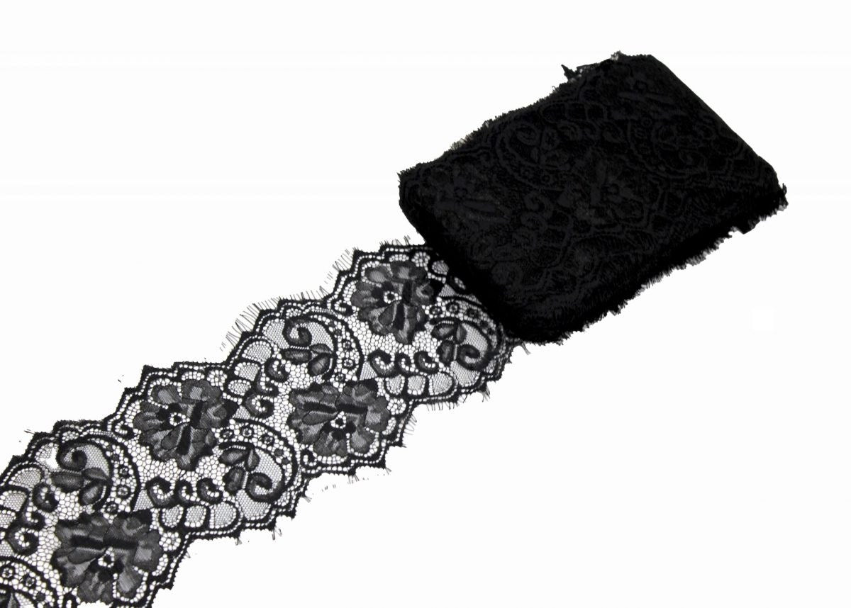 Banda Dantela Chantilly 3 (30 Metri/Pachet)