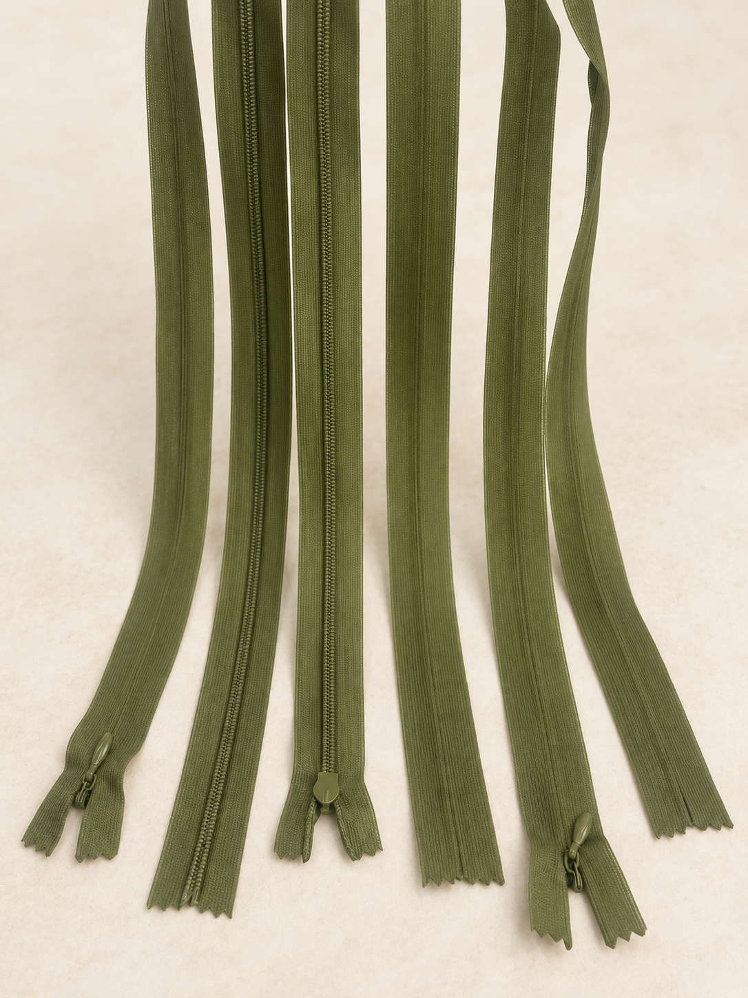 Set 50 fermoare ascunse 60cm,plastic rezistent,tip 3