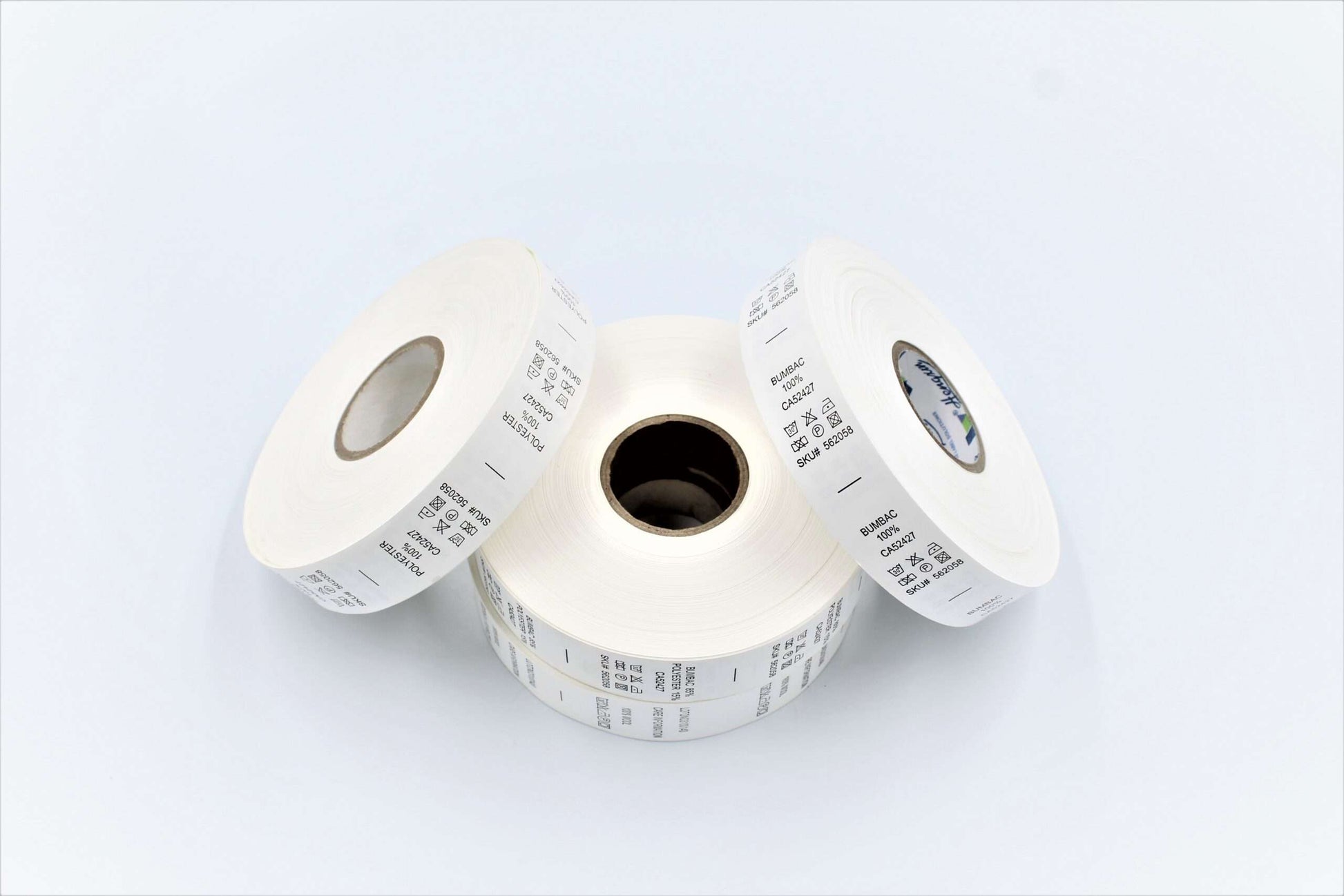 Etichete compozitie haine si textile 2,5 x 5 cm – 2000 etichete/rola mercerie saturn etichete haine