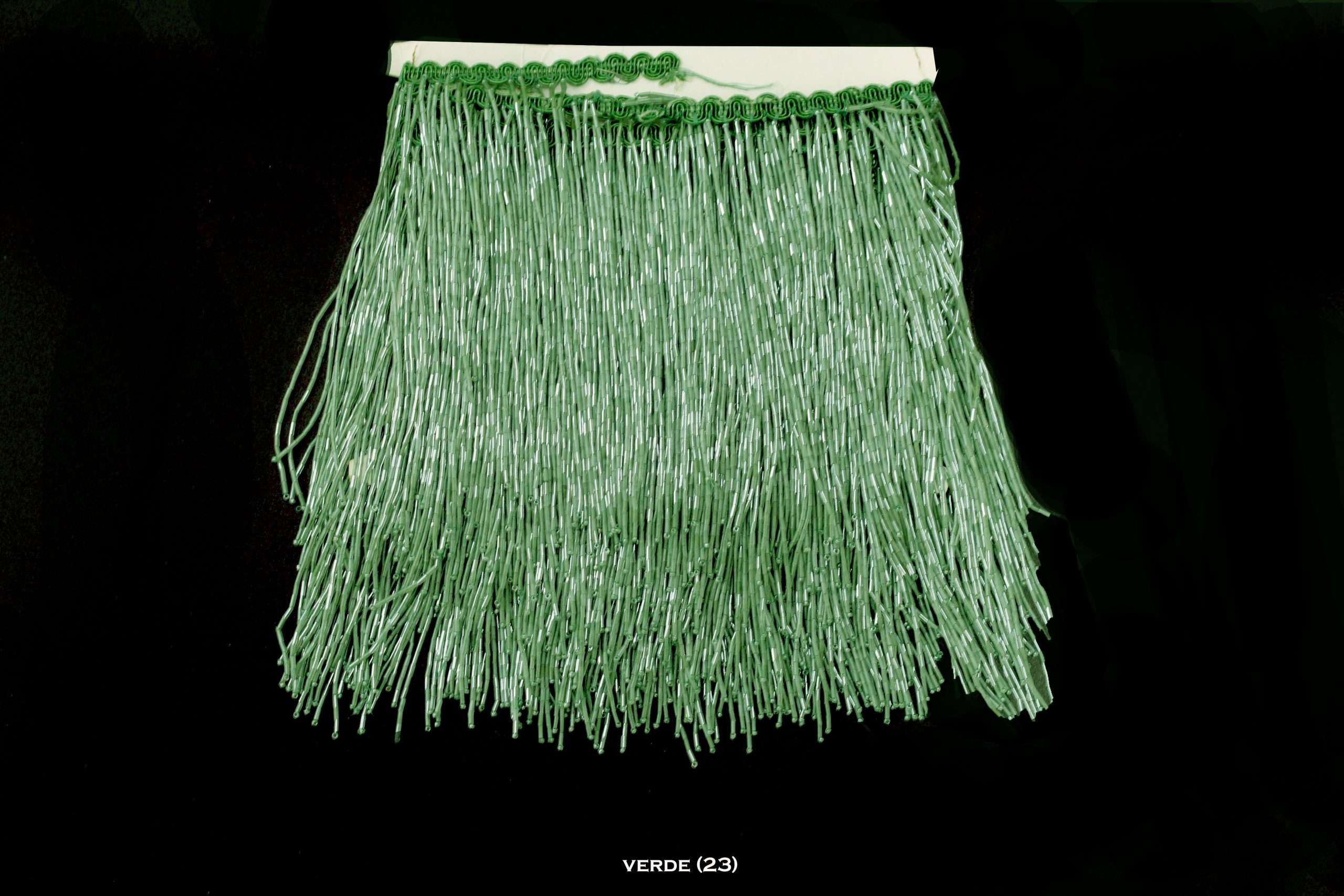 Franjuri din Sticla pe Banda Brodata – Latime 15 cm – Vandut la Metru