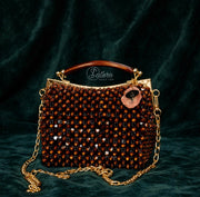 Geanta eleganta maro cu margele si lant auriu – model handmade vintage mercerie saturn 
