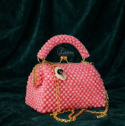 Geanta eleganta roz handmade cu margele si lant auriu – model de ocazie roz mercerie saturn 