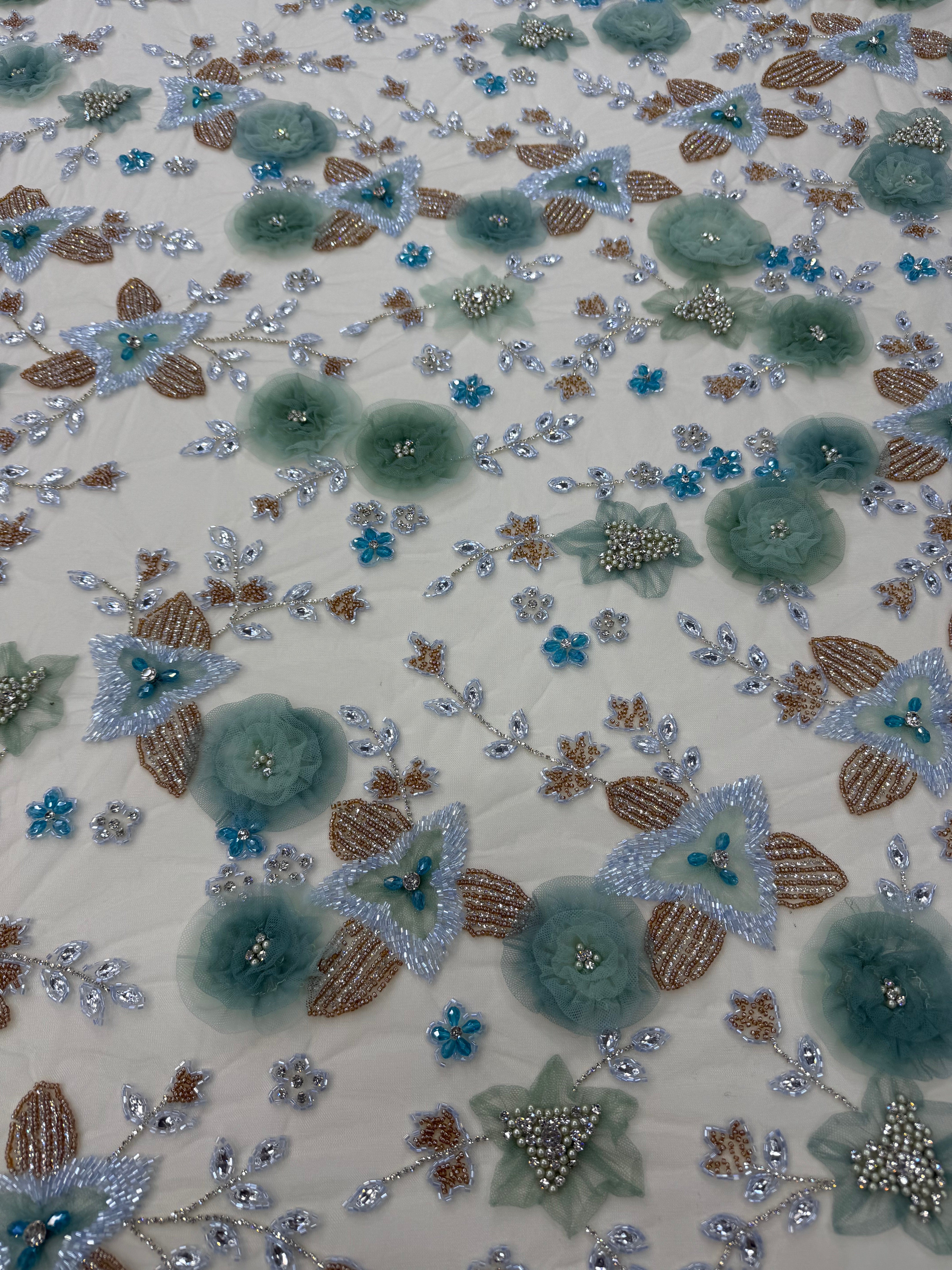 Broderie Florala 3D pe Tul cu Aplicatii si Margele Luxury 140cm/K2036