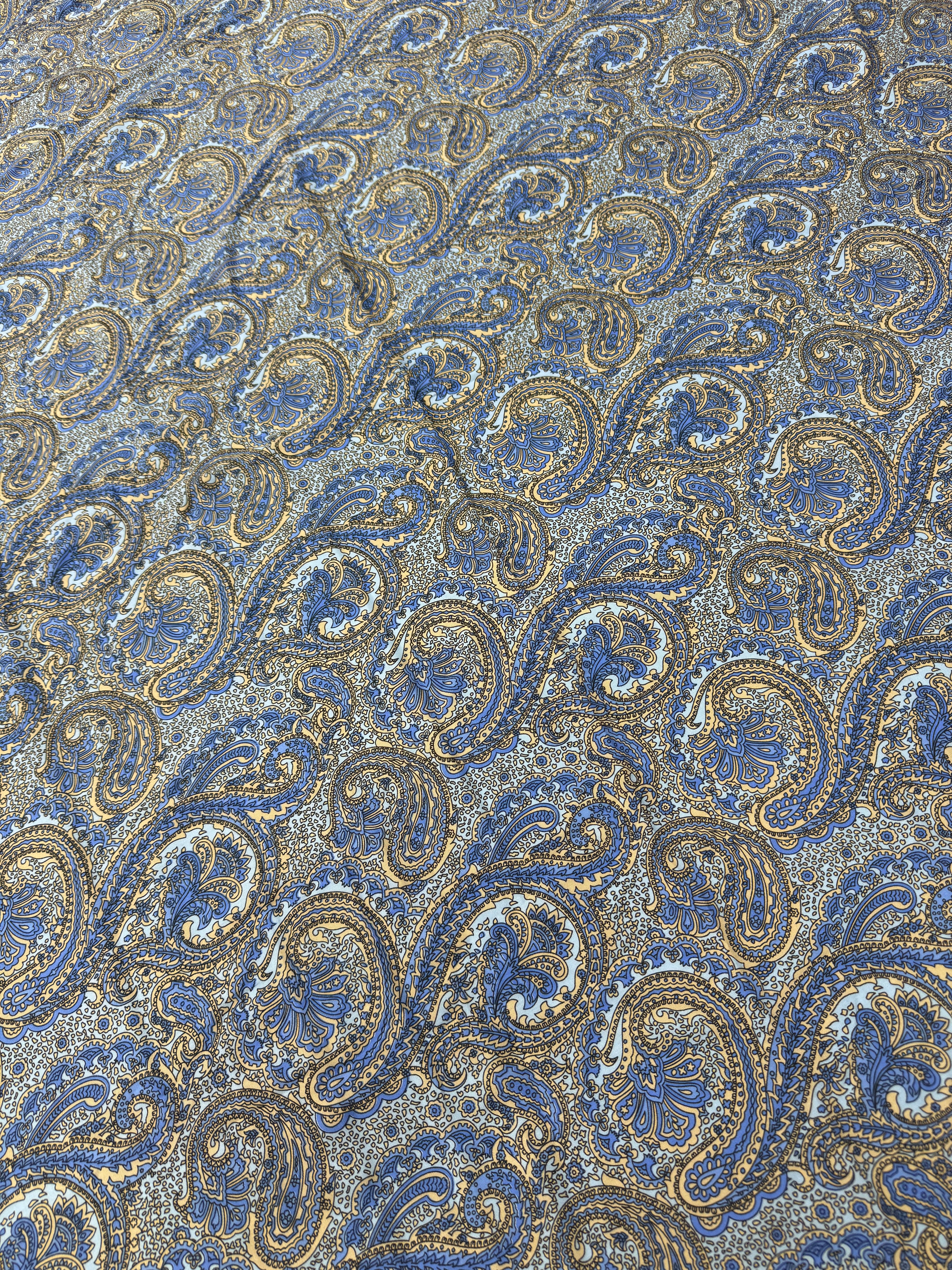 Material Vascoza Premium cu Imprimeu Paisley Albastru