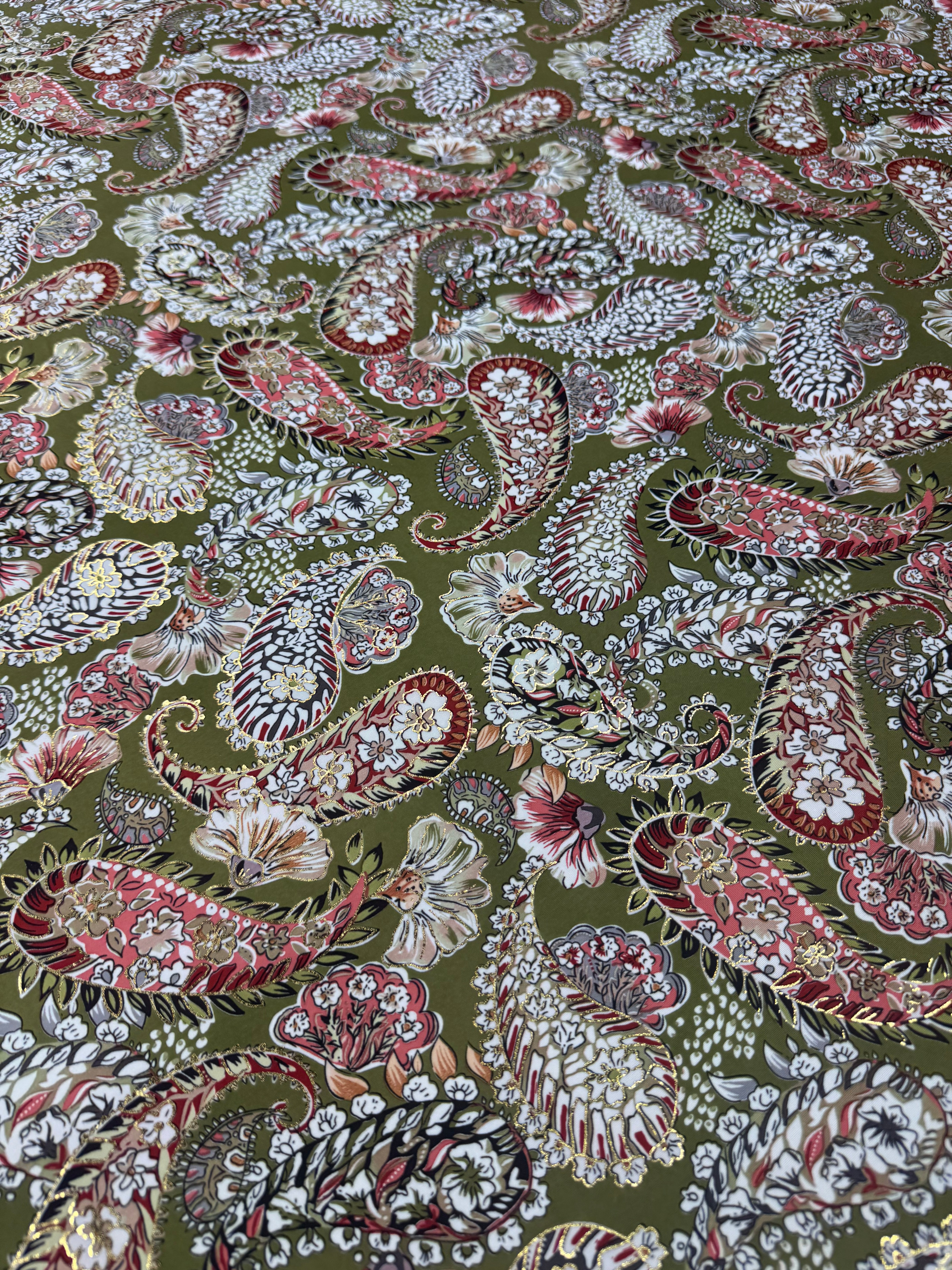 Lycra Elastica Imprimata Paisley /M3– Material Textil 140 cm Latime, Vanzare la Metru