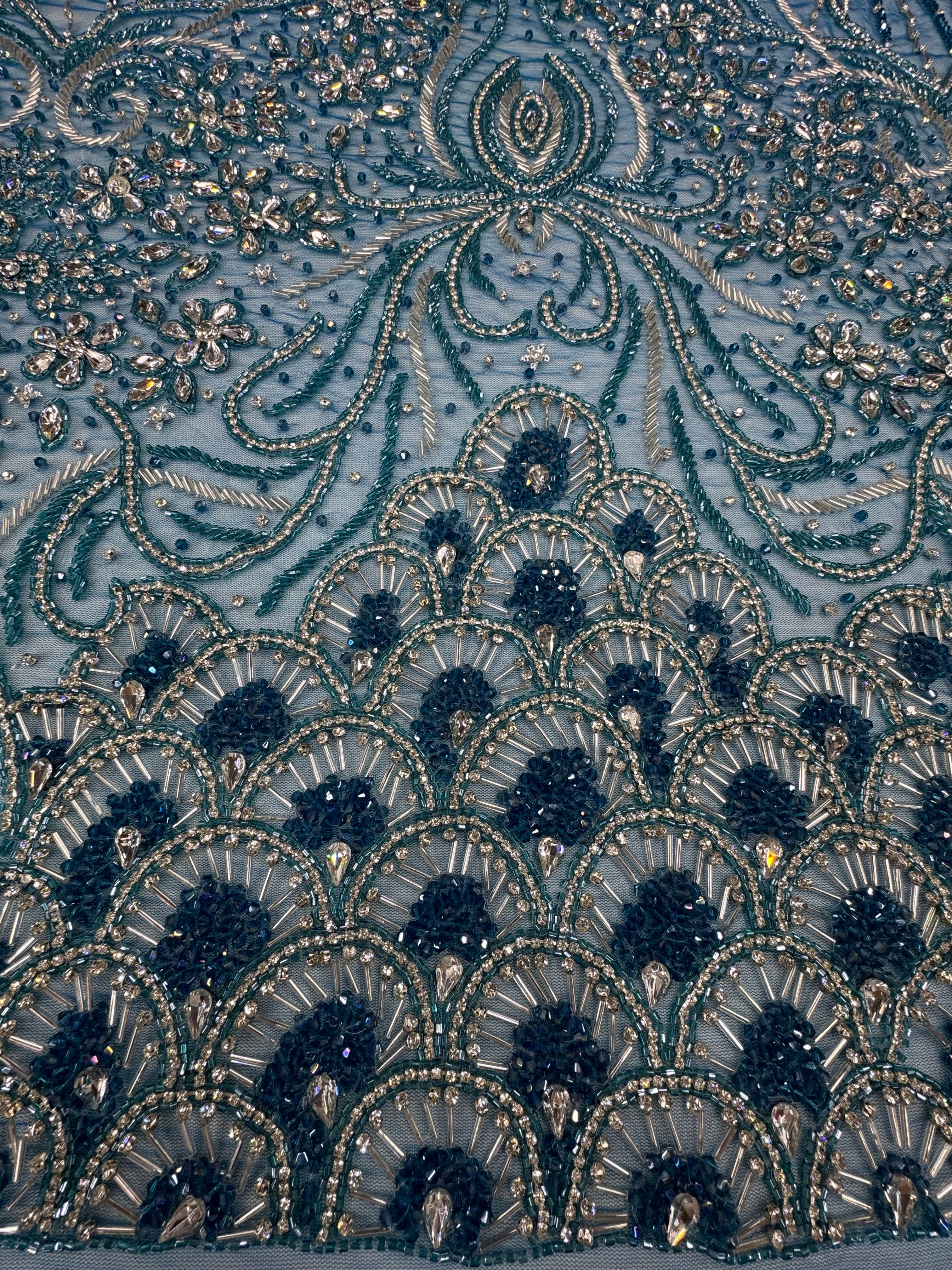 Broderie pe tul turcoaz Model AI741, latime 140 cm, cu cristale, margele si paiete premium