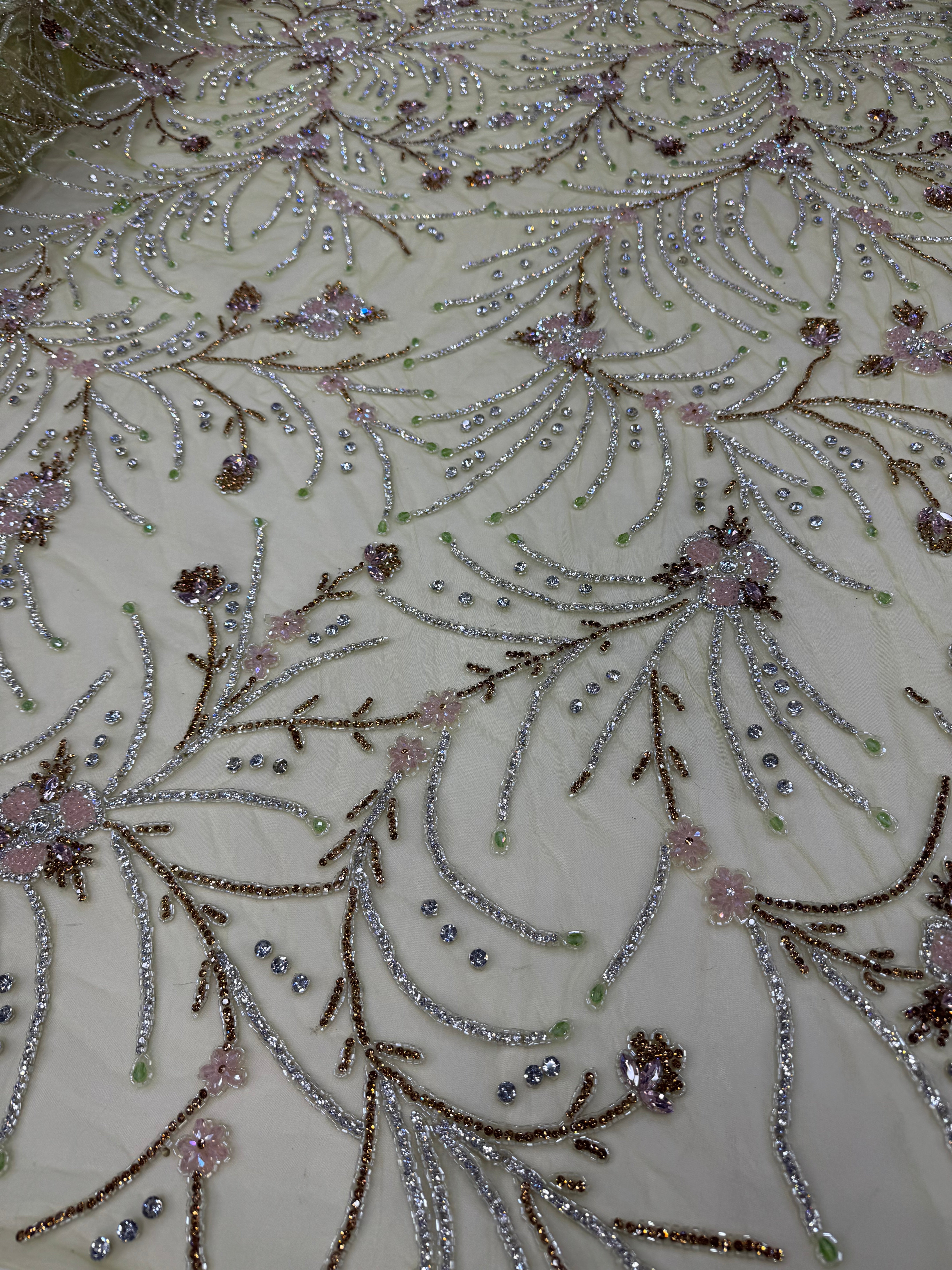 Broderie pe tul verde pastel Model P56743, latime 140 cm, cu cristale, margele si flori 3D premium.