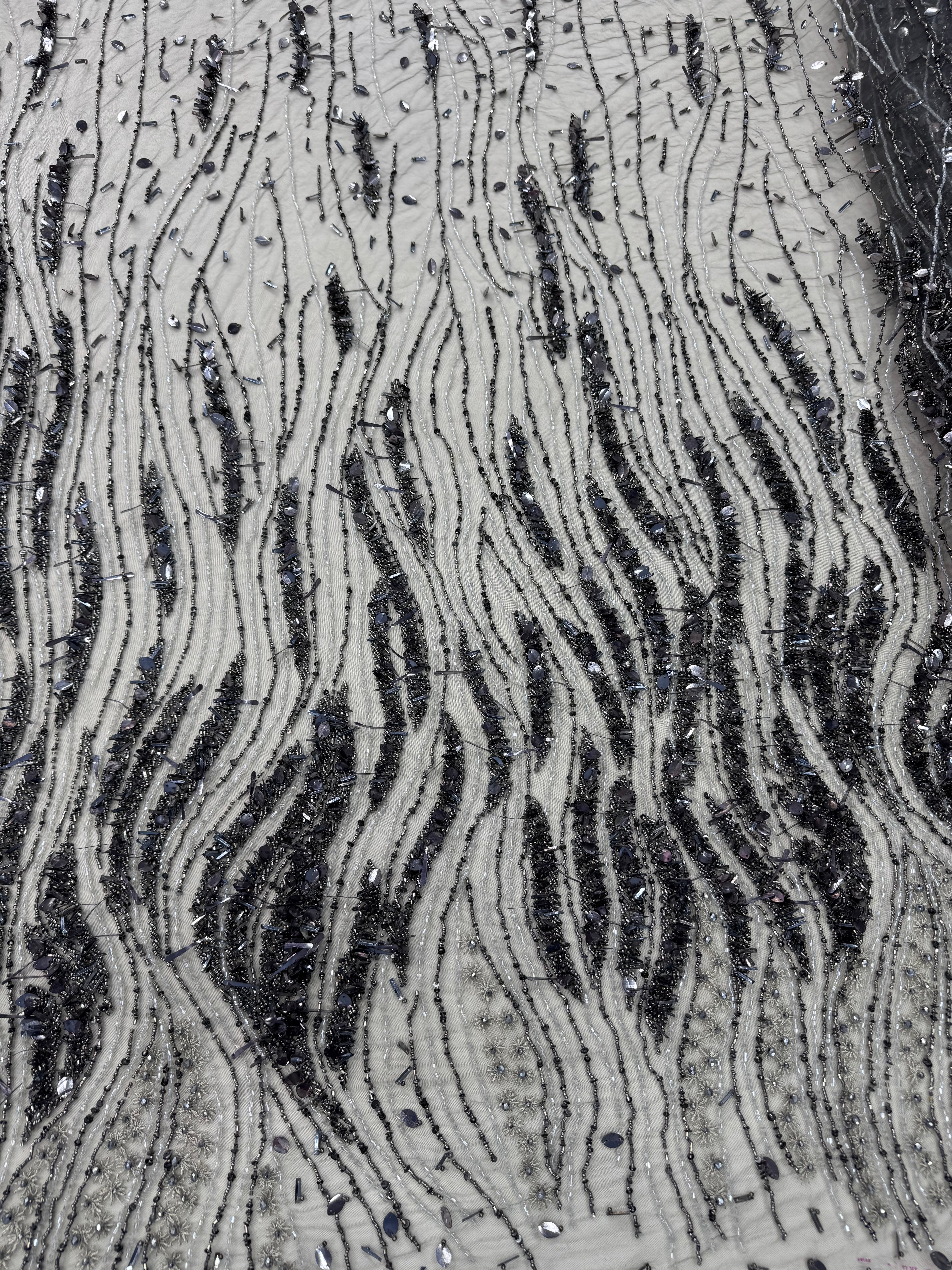 Broderie neagra cu margele si cristale pe tul 140 cm latime - material luxury pentru rochii de gala