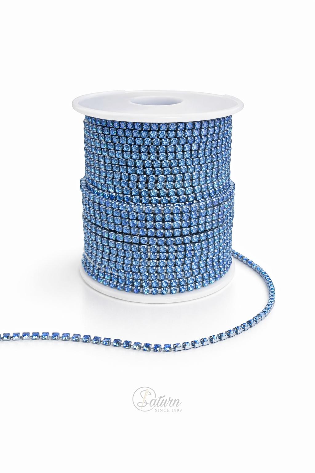 Lant cu strasuri SS12 la metru – strasuri decorative pentru haine si accesorii mercerie saturn  