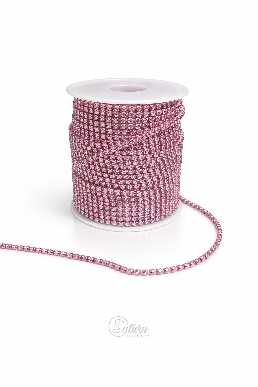 Lant cu strasuri SS12 la metru – strasuri decorative pentru haine si accesorii mercerie saturn  
