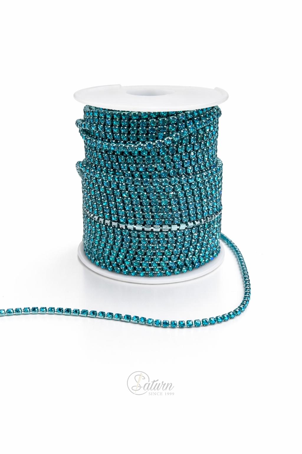 Lant cu strasuri SS12 la metru – strasuri decorative pentru haine si accesorii mercerie saturn  