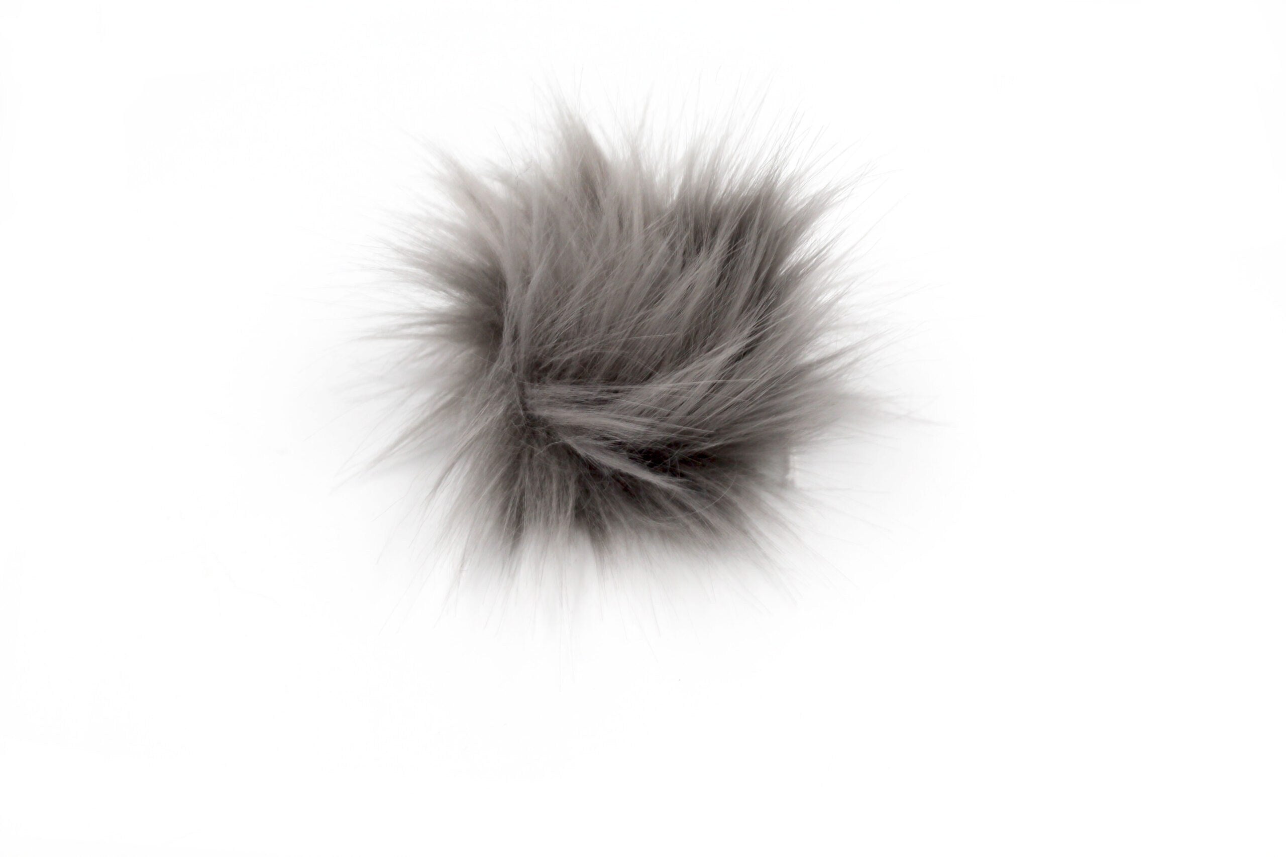 Pompon ciucuri din blana sintetica 12 cm