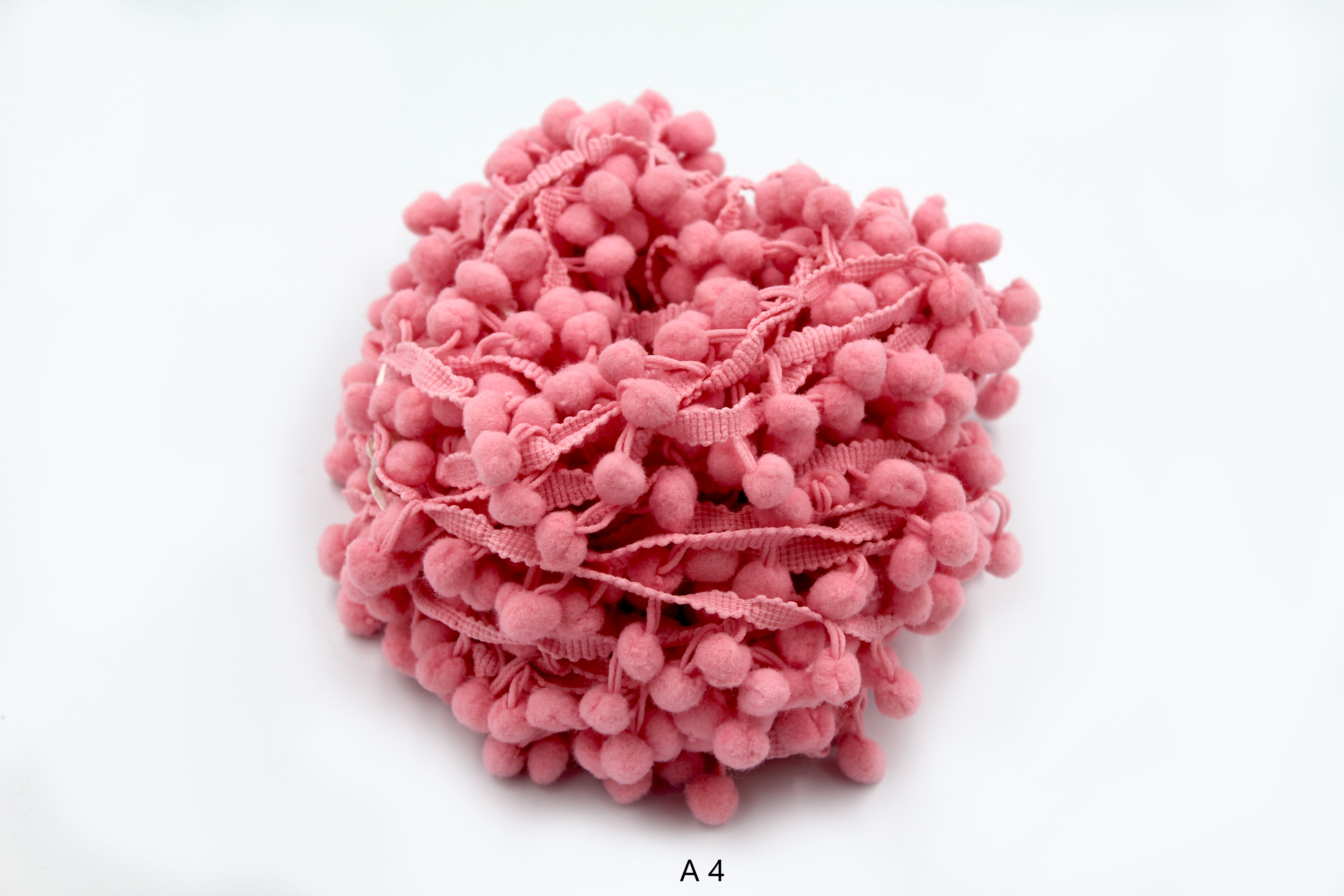 Ciucuri Decorativi Pom Pom Colorați – Bandă din Bumbac 20 m | Mercerie