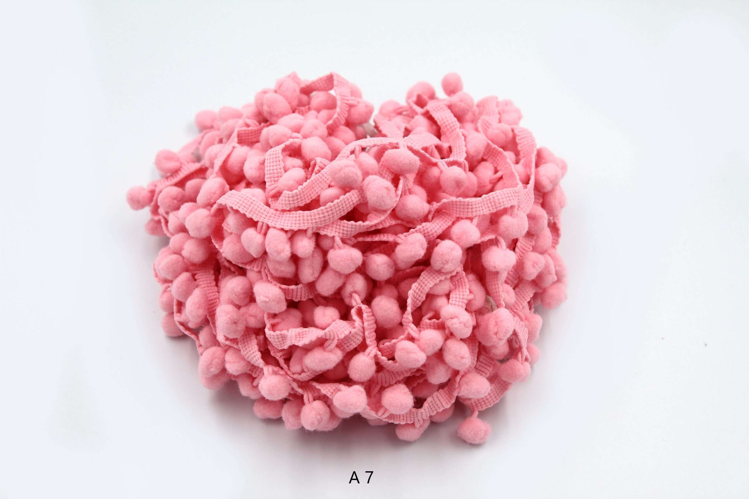 Ciucuri Decorativi Pom Pom Colorați – Bandă din Bumbac 20 m | Mercerie