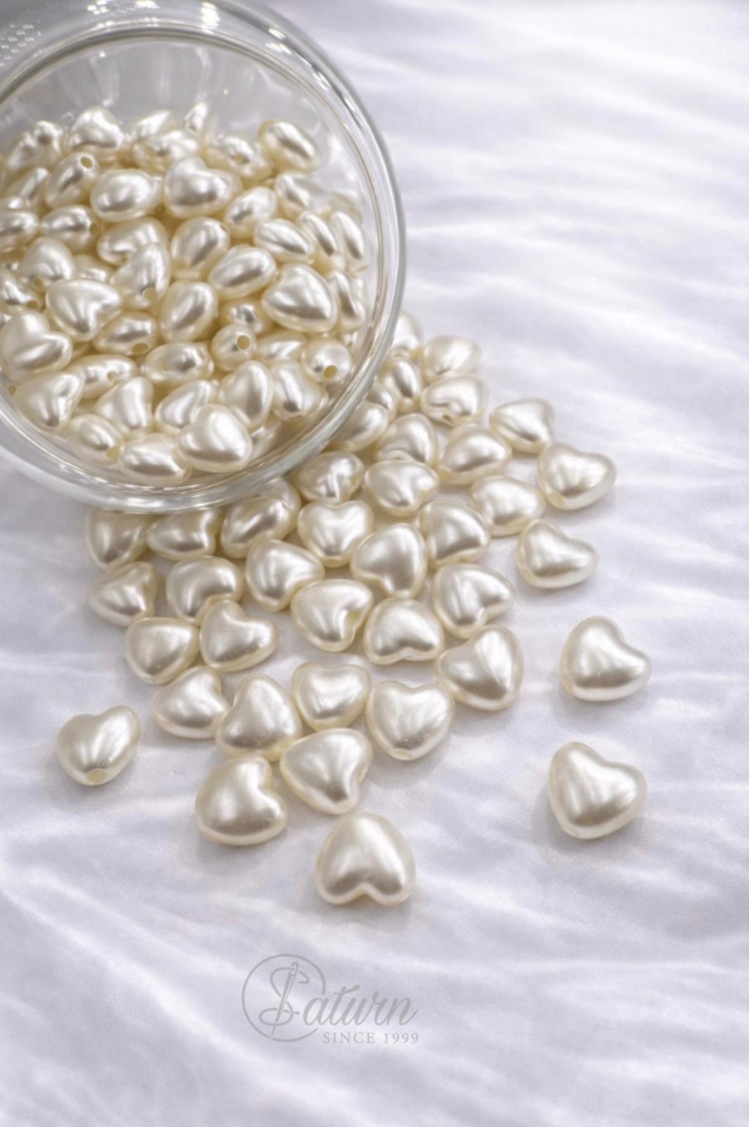 Perle / margele ivoar in forma de inima  pentru bijuterii si decor romantic M17 