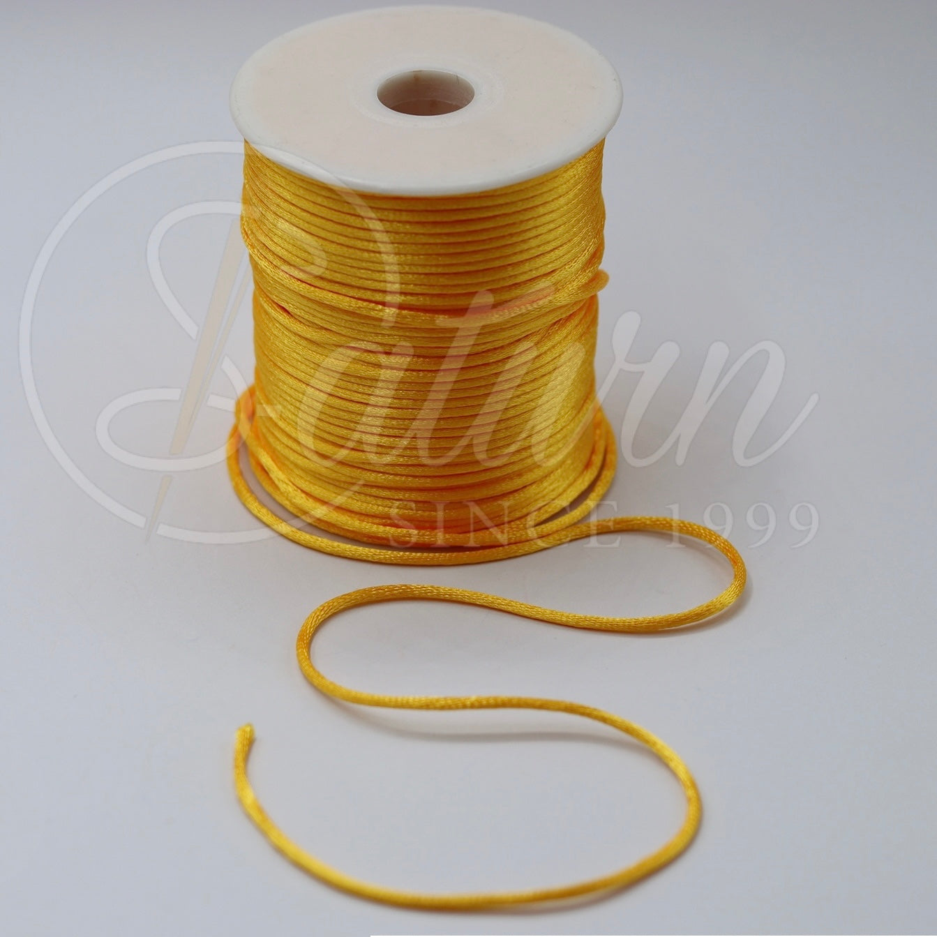 Snur Satinat /saten2mm (100 Yards/91 metriRola)