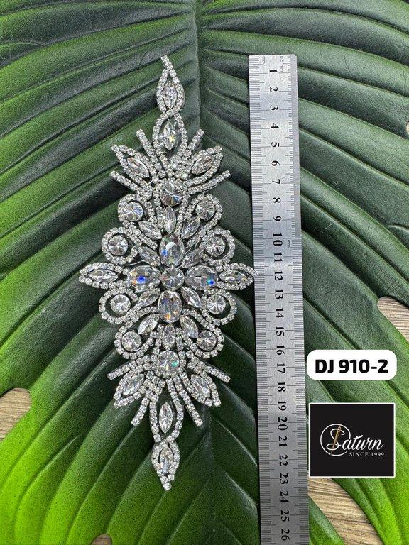 Strasuri de Lipit la Cald DJ 910-2 – Aplicatie Decorativa Termoadeziva pentru Textile