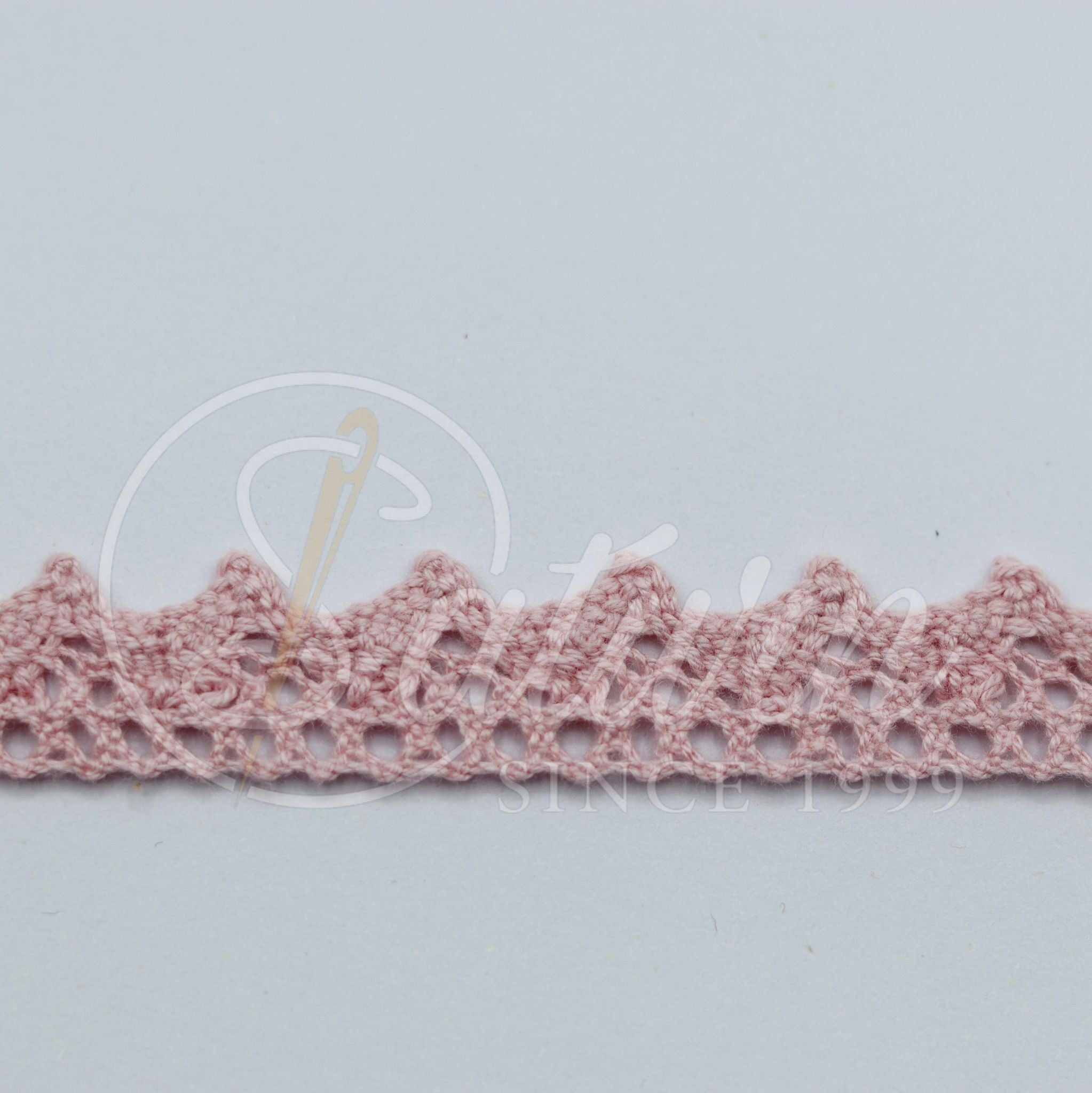 DANTELA BUMBAC #1370C -1.7 CM (15 YARDS/13.7Metri ROLA)