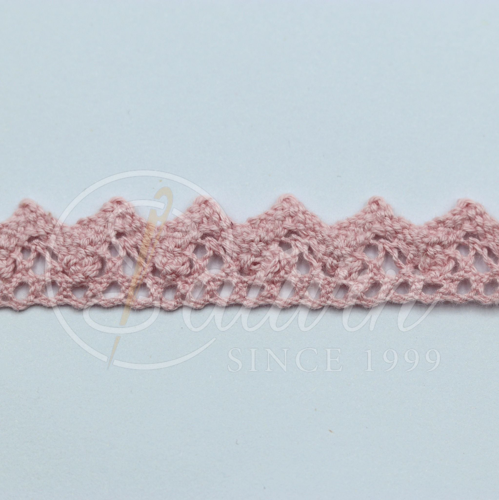 DANTELA BUMBAC #1370C -1.7 CM (15 YARDS/13.7Metri ROLA)