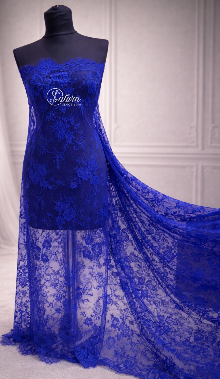 Dantela Chantilly -Model (#0329)Latime 150 cm, 3 m