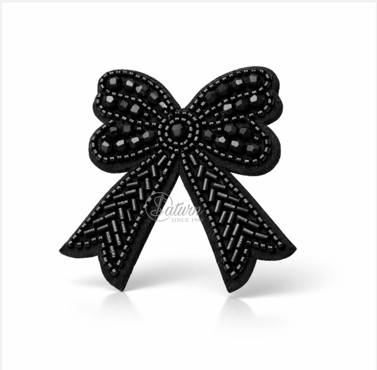 Aplicatie decorativa de cusut tip funda din pietre multicolor AB – 7,5 × 6 cm