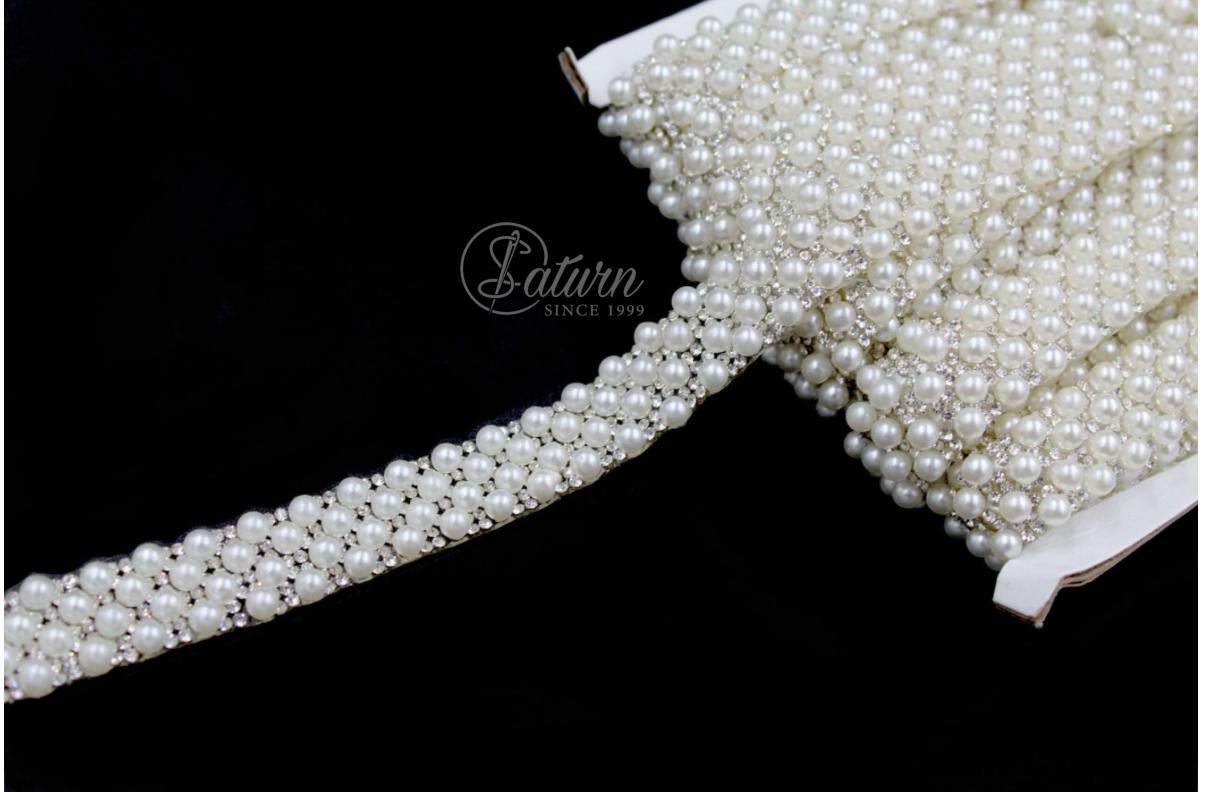 Banda Termoadeziva cu Perle și Strass 1,7 cm – Aplicatie Decorativa pentru Haine și Accesorii