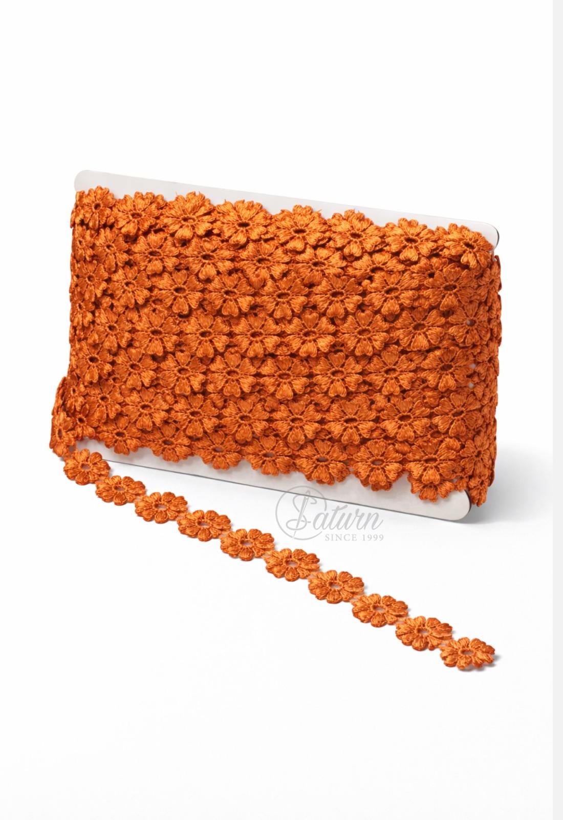 Banda cu floricele decorativa 2.3 cm – poliester 100%, 15 yards/13.7 Metri