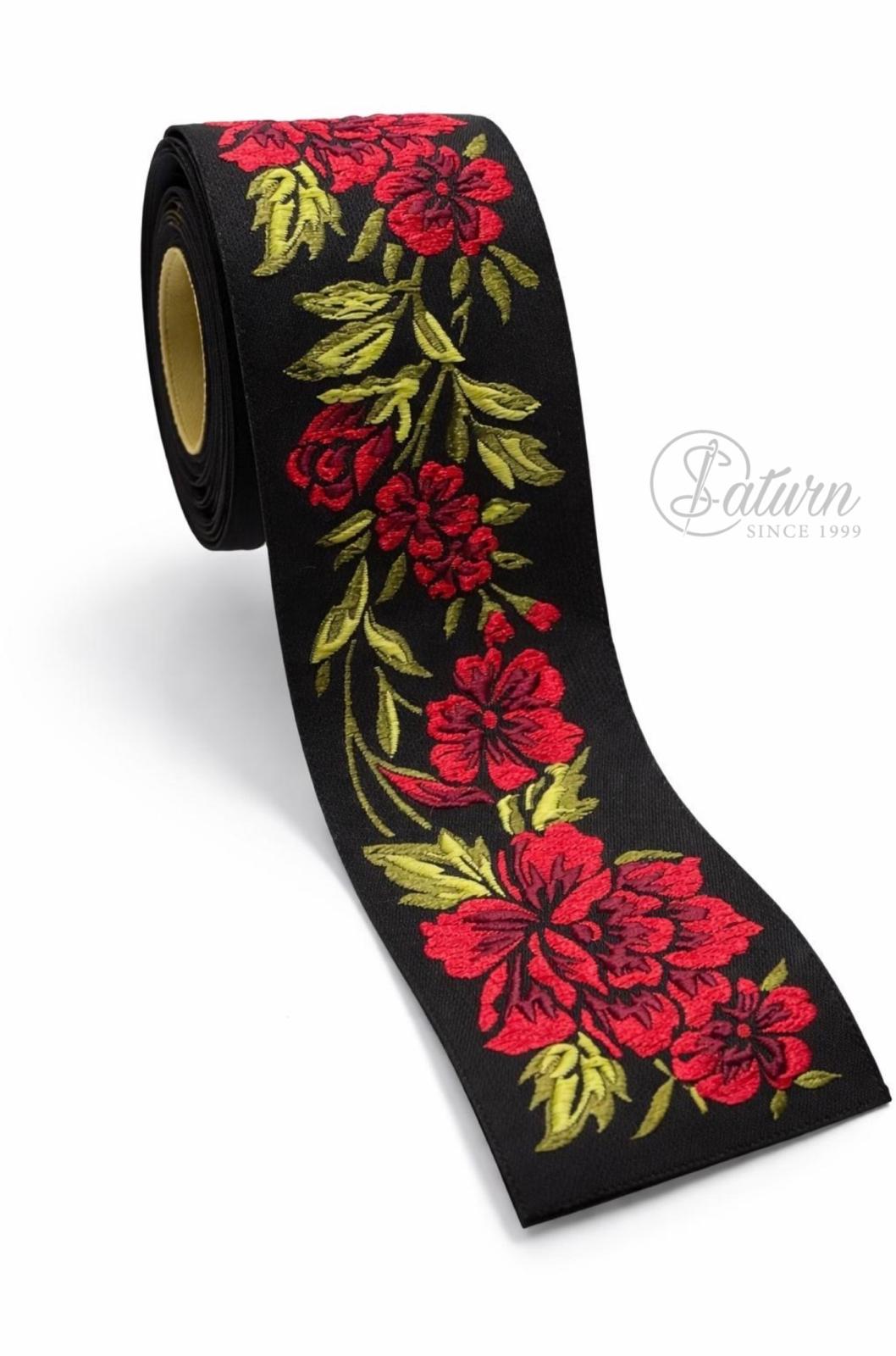 Banda decorativa brodata 5 cm x 10 m – Model floral traditional, editie speciala 8 Martie
