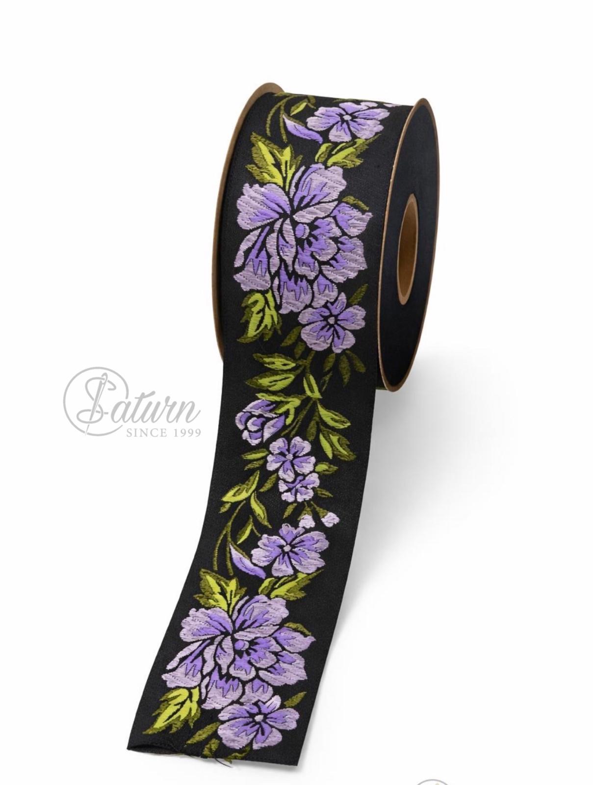 Banda decorativa brodata 5 cm x 10 m – Model floral traditional, editie speciala 8 Martie