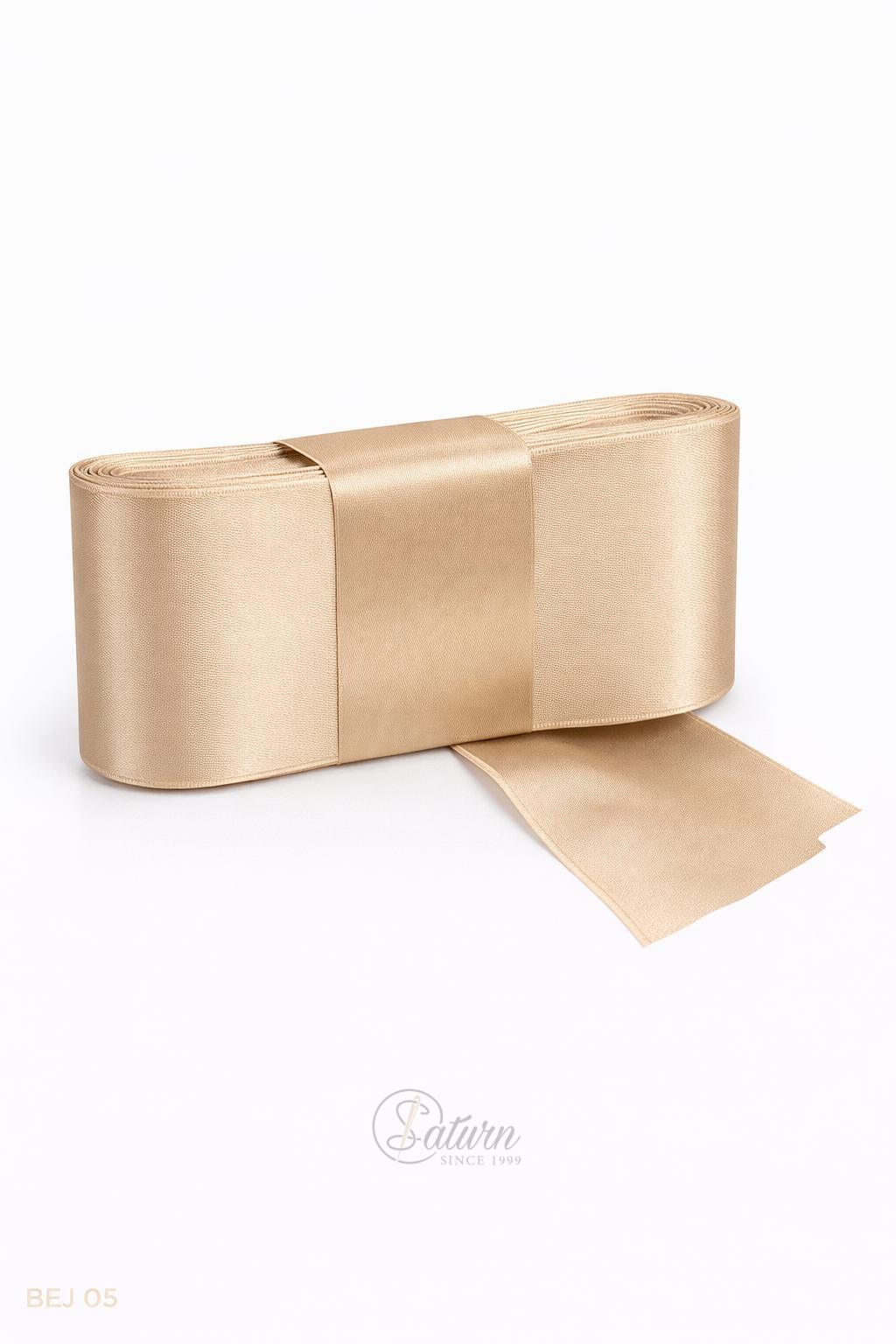 Banda dublu satin 6 cm – panglica satin decorativa, rola 10 metri