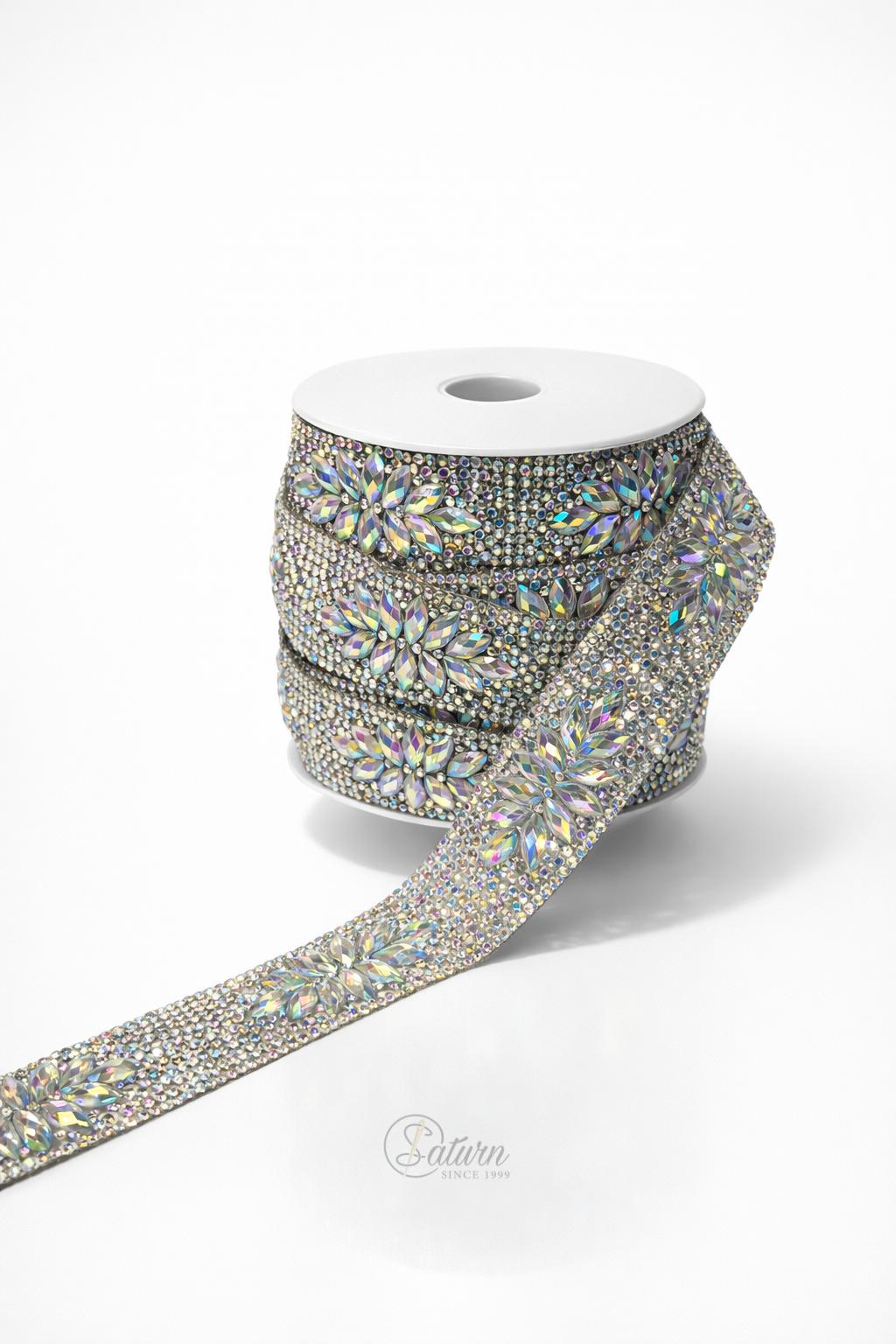 Strasuri decorative (la metru) 2.5cm – banda eleganta cu cristale pentru aplicatii premium