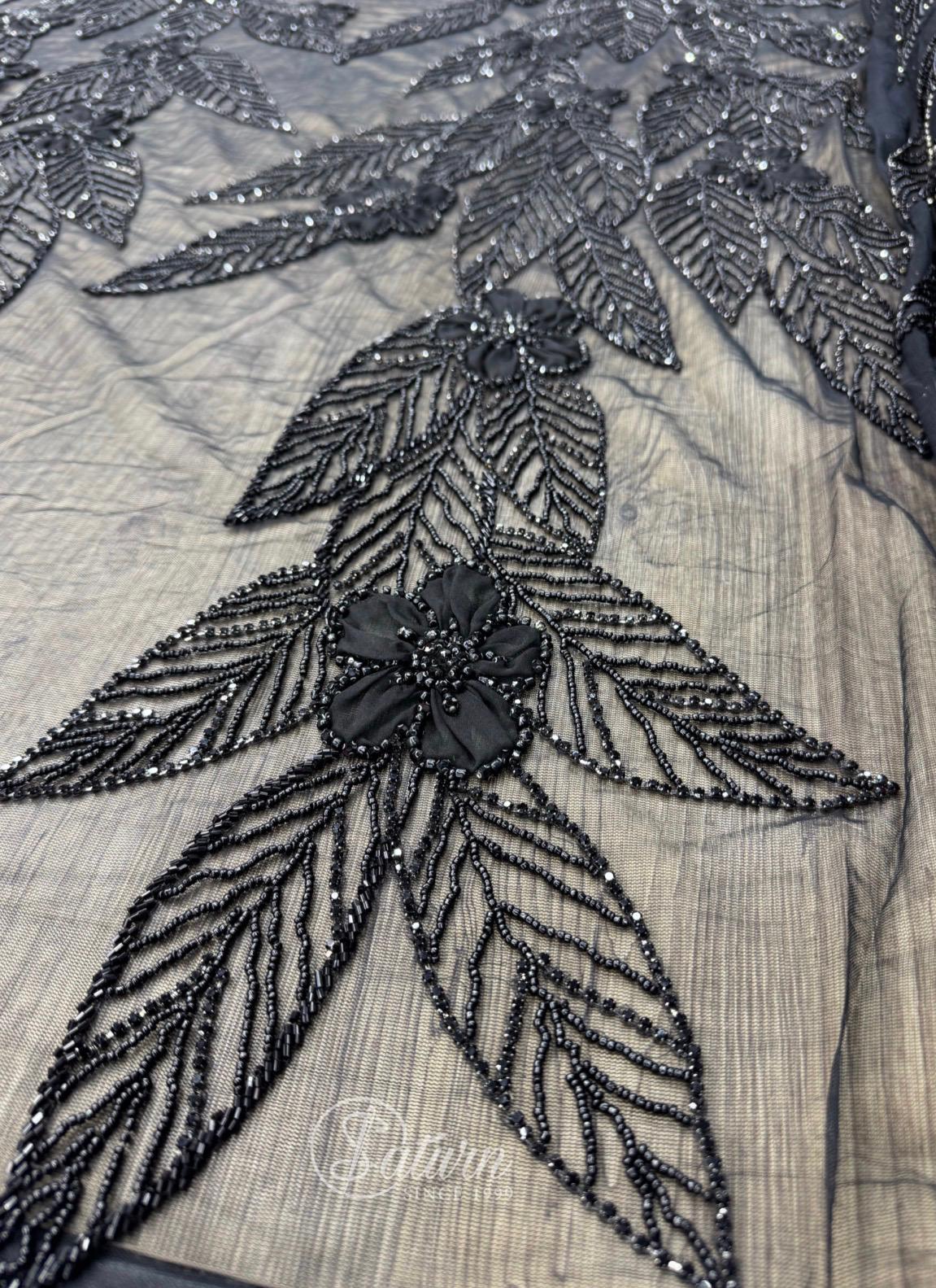 Broderie eleganta de lux la metru cu pietre si margele negre pe tulle nude SJT1246